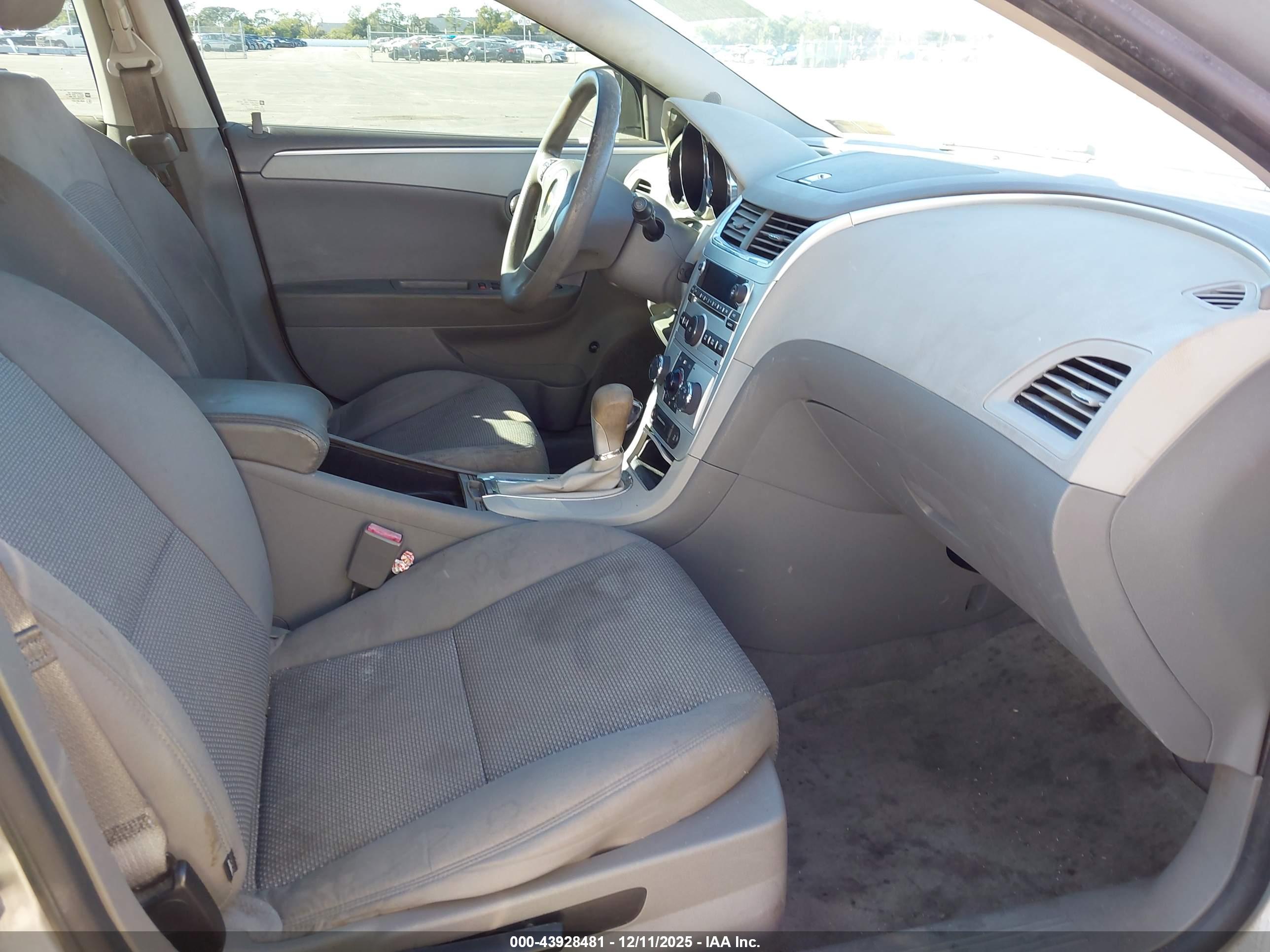 CHEVROLET MALIBU image 5