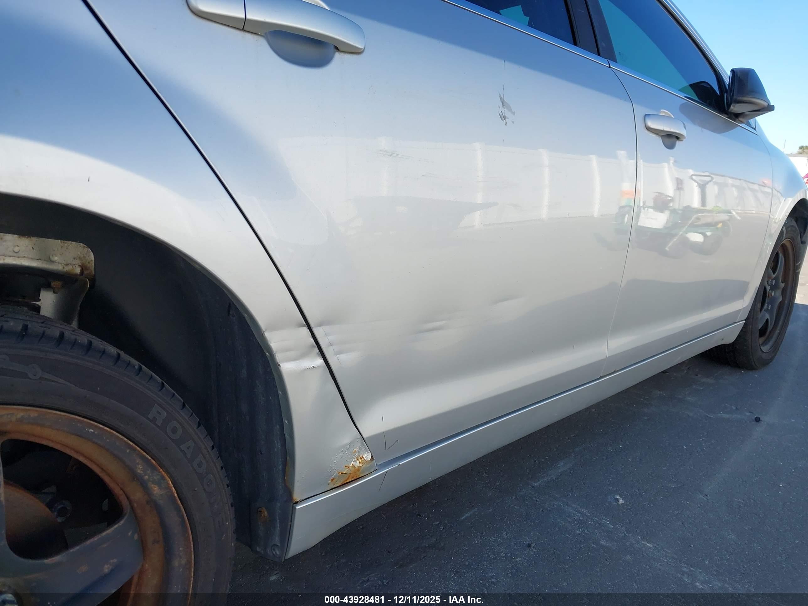 CHEVROLET MALIBU image 6