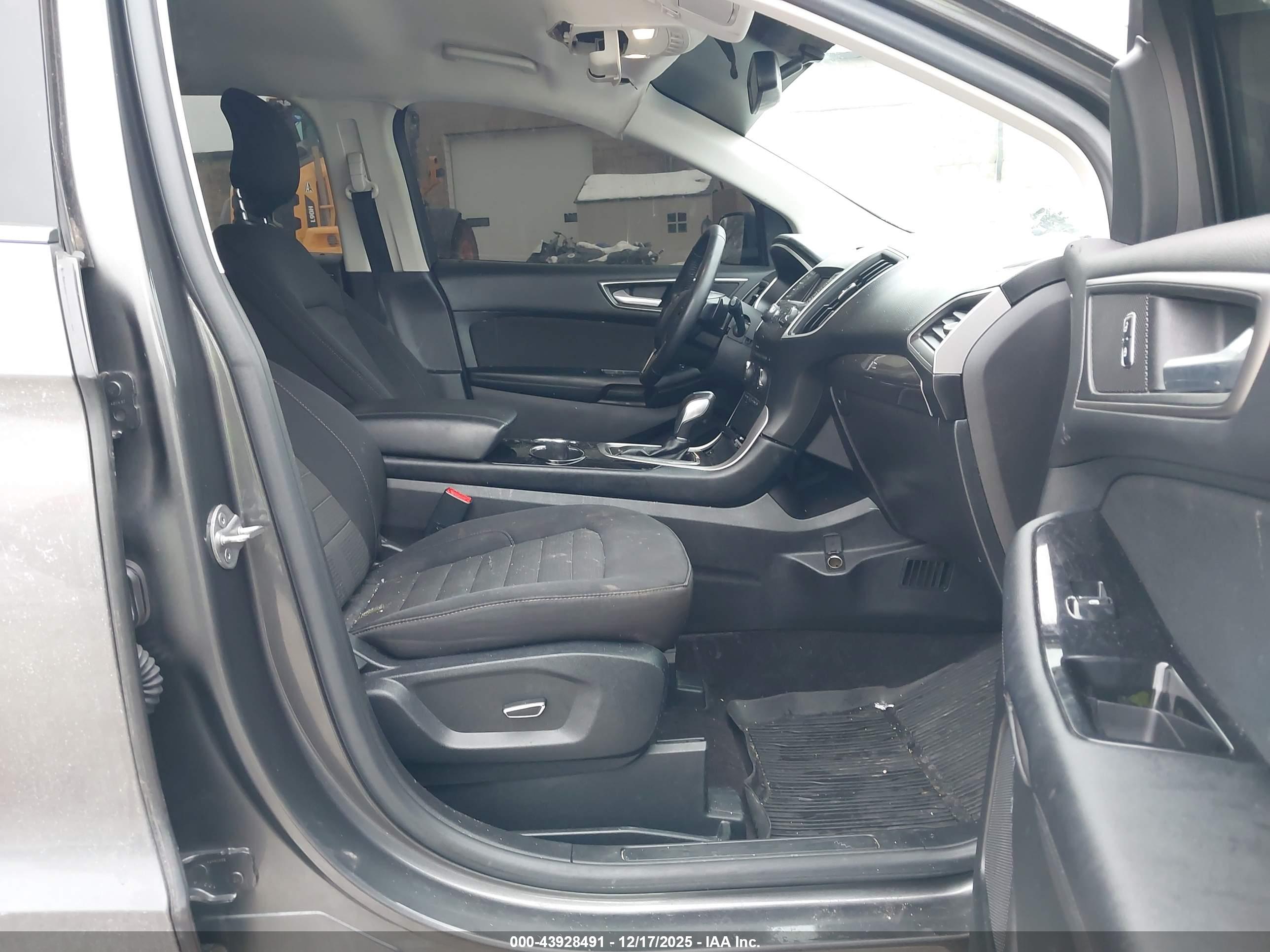 FORD EDGE image 5