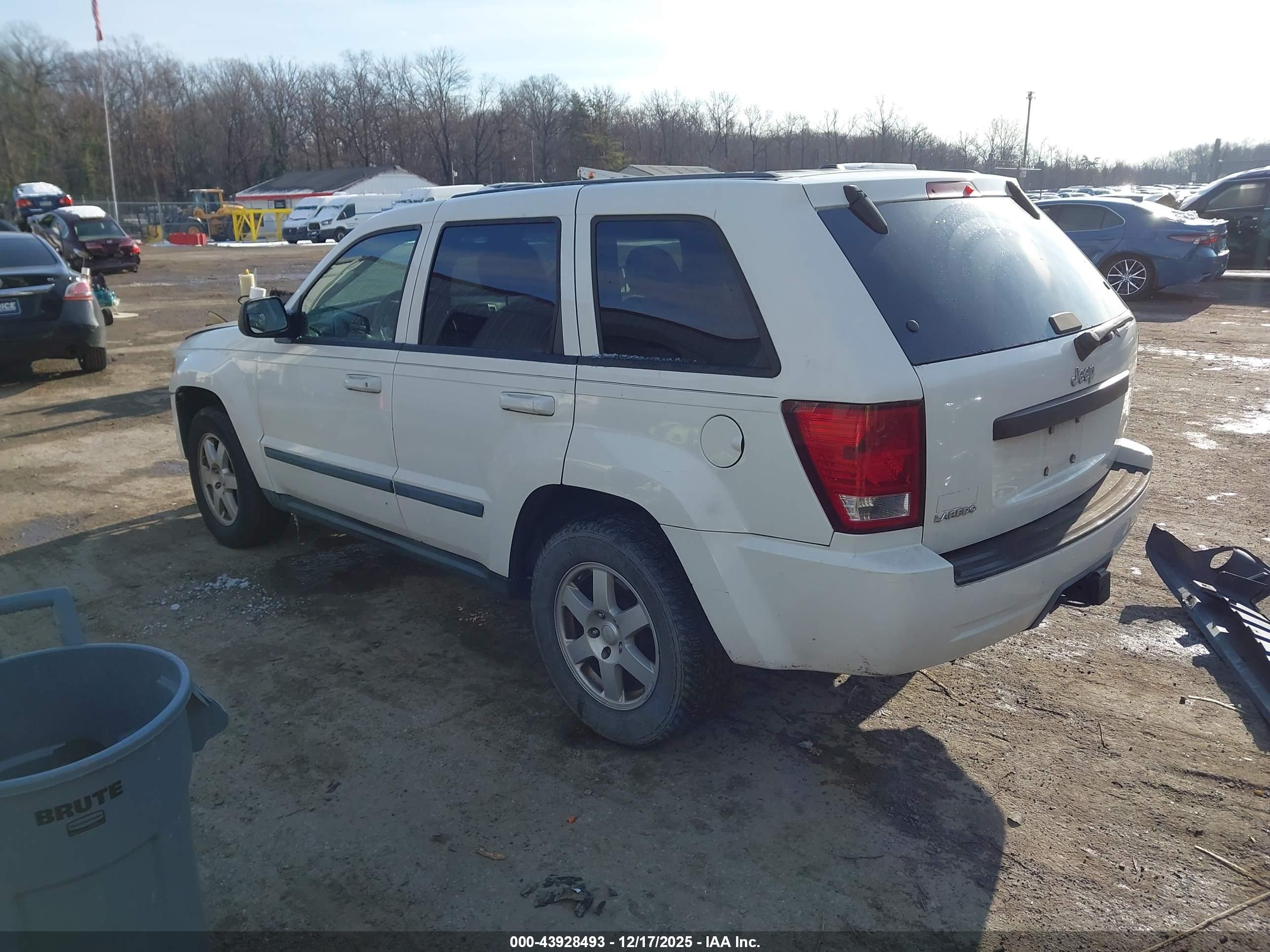JEEP GRAND image 3