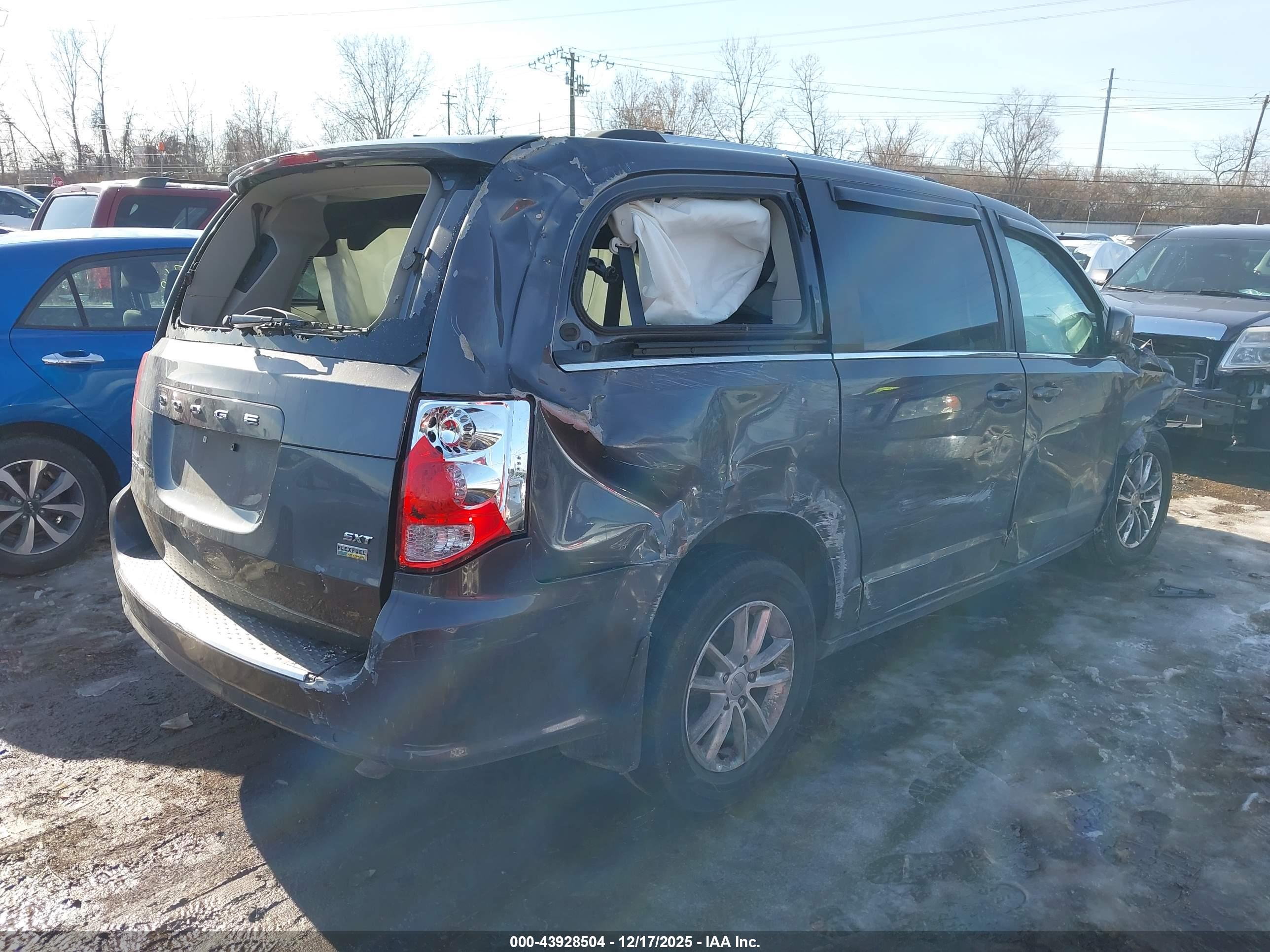 DODGE GRAND image 4