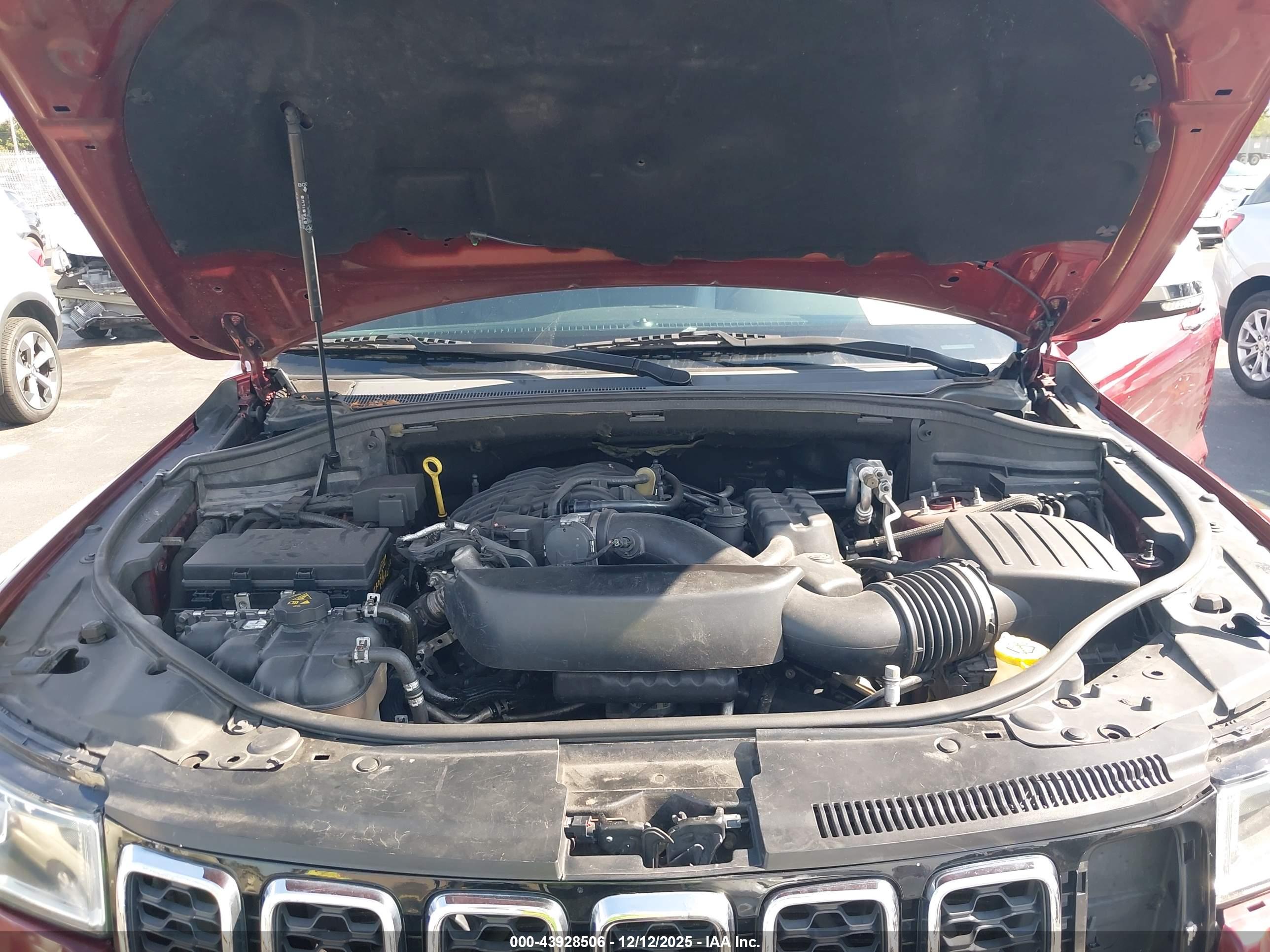 JEEP GRAND image 10