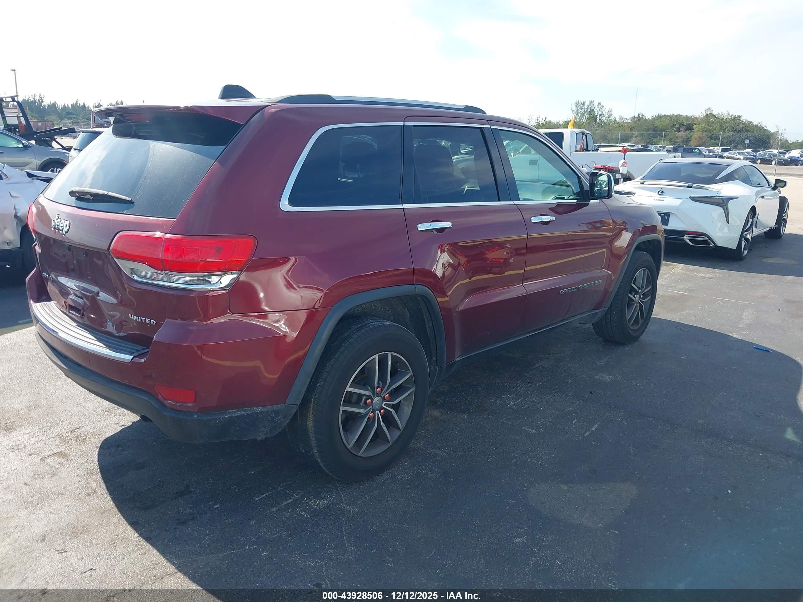 JEEP GRAND image 4