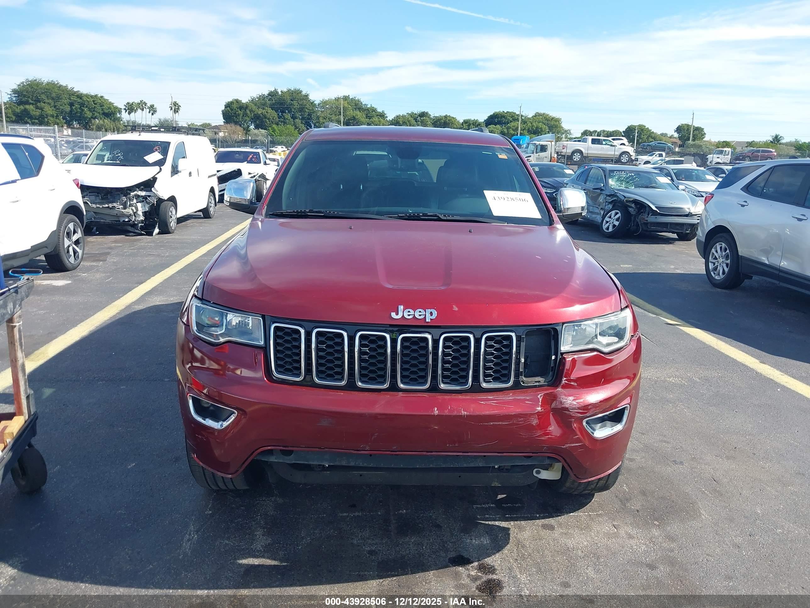 JEEP GRAND image 6