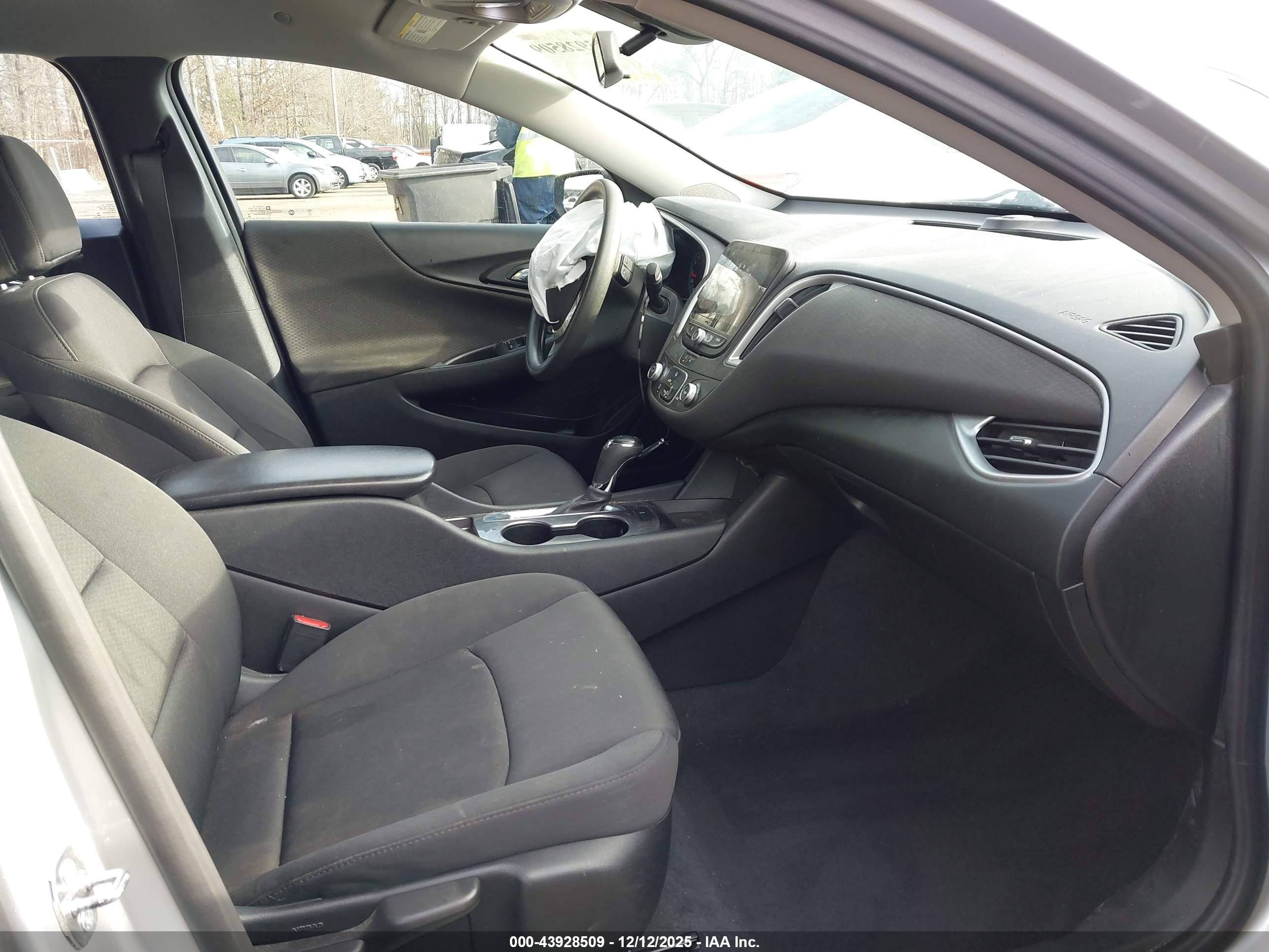 CHEVROLET MALIBU image 5