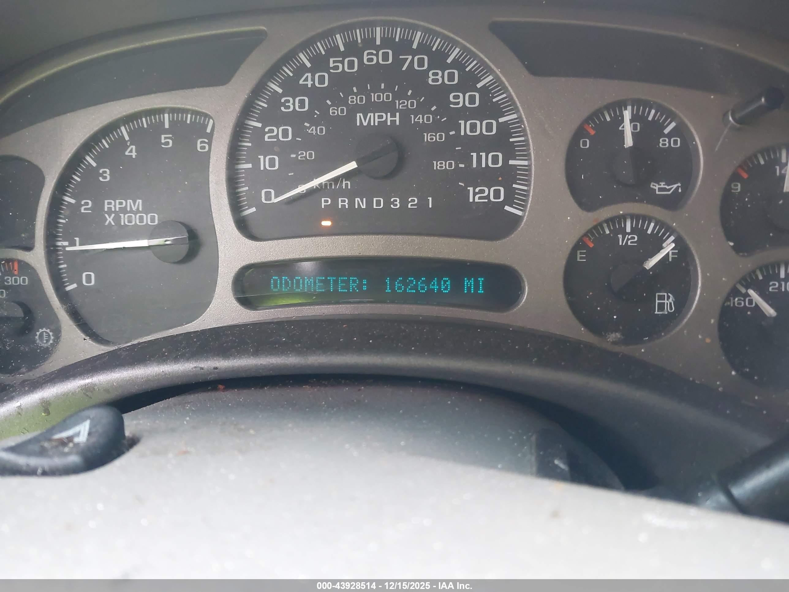 GMC YUKON image 7