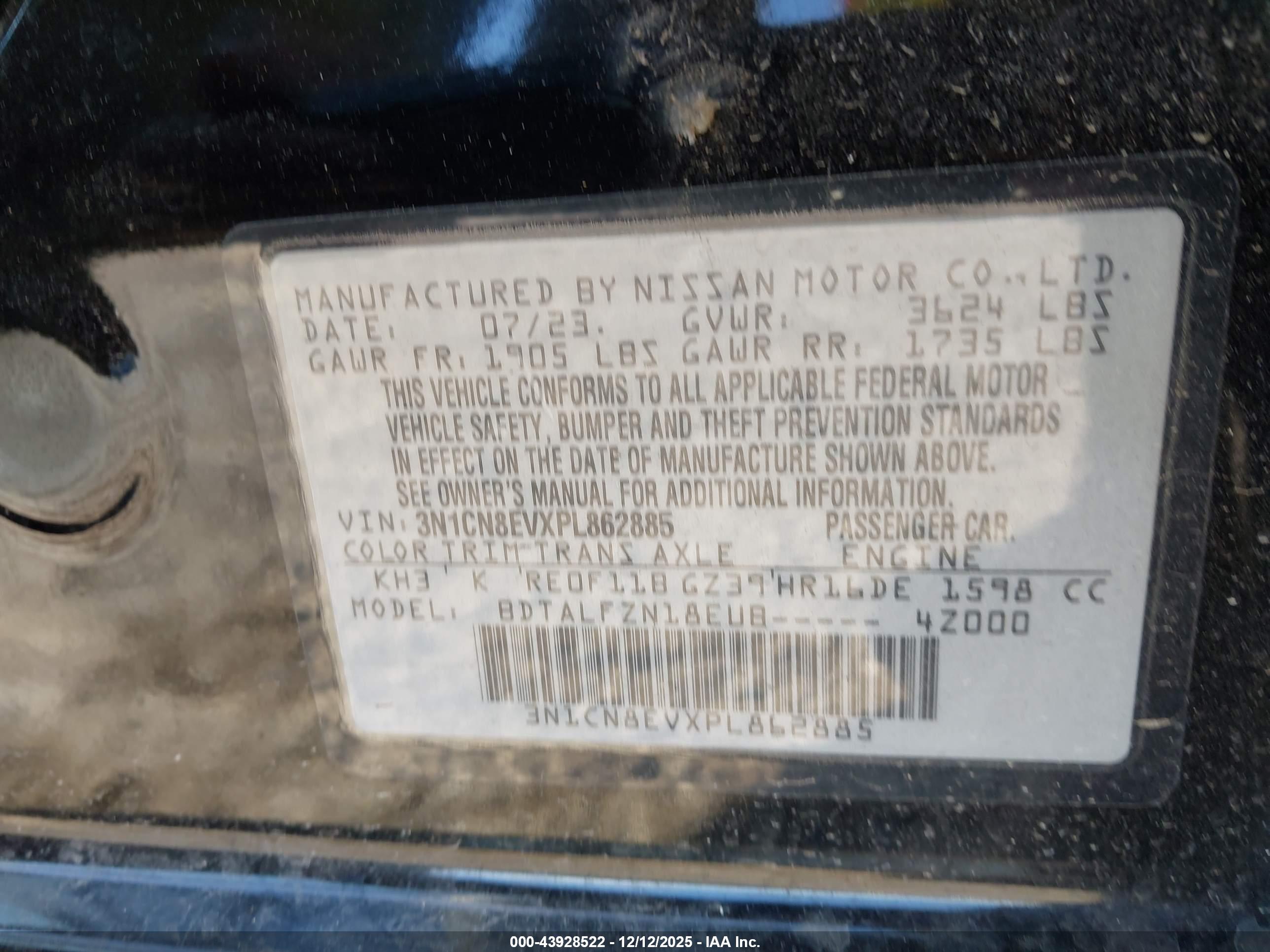 NISSAN VERSA image 9