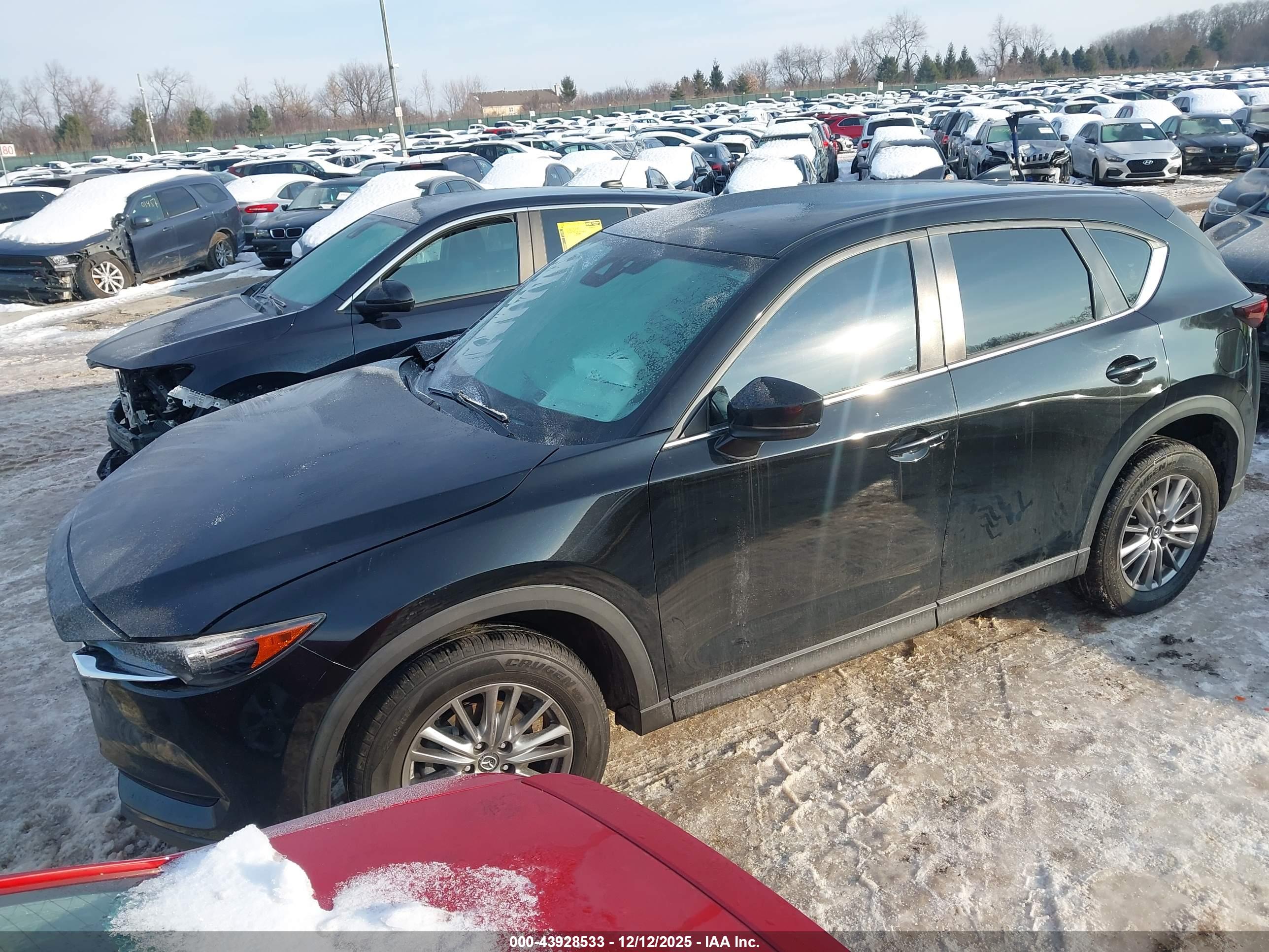MAZDA CX-5 image 2