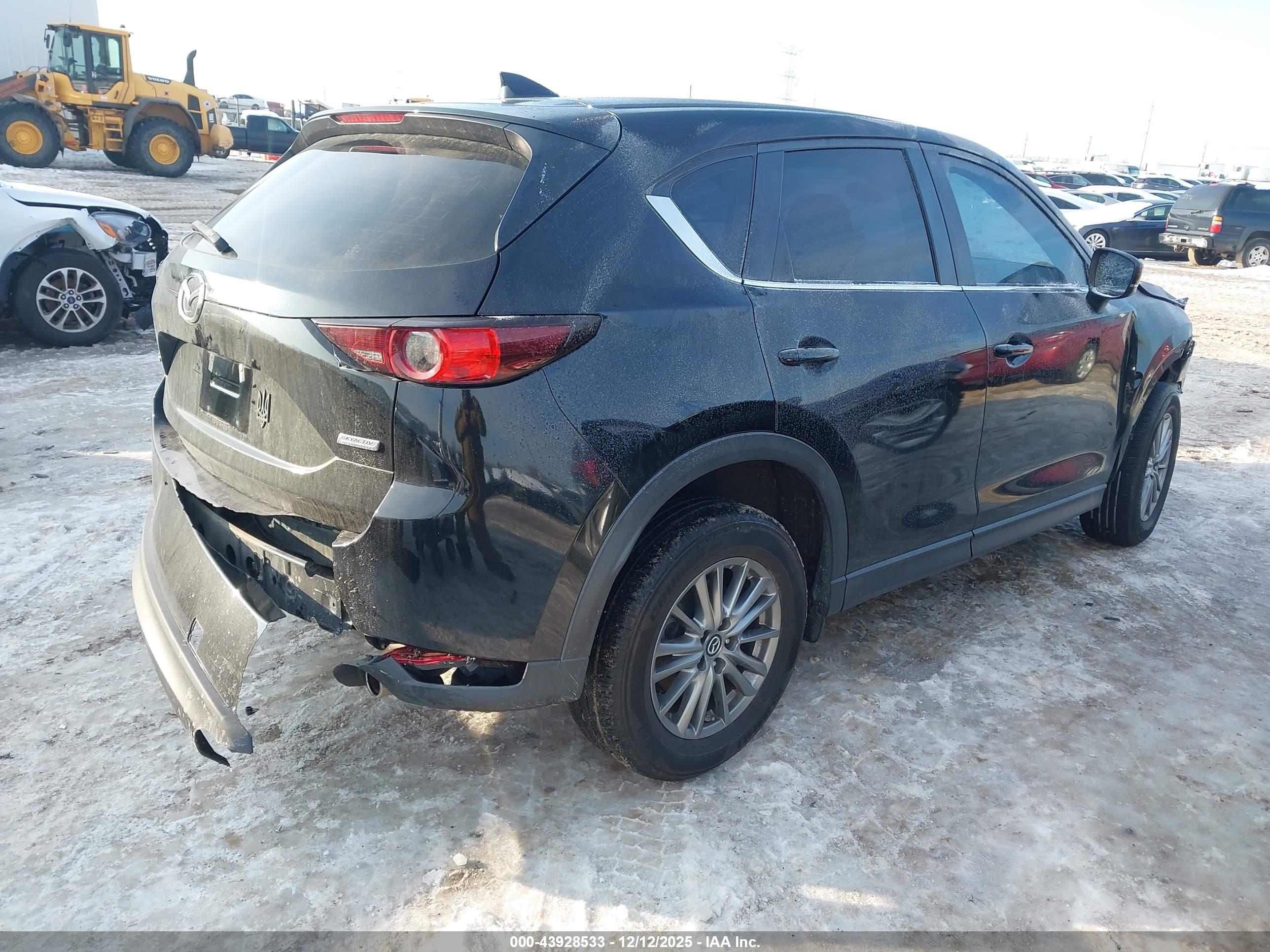 MAZDA CX-5 image 4