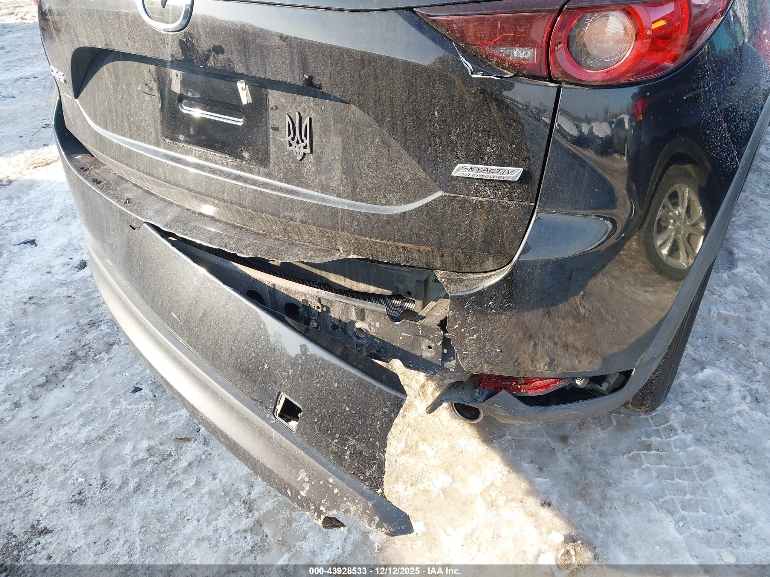 MAZDA CX-5 image 6