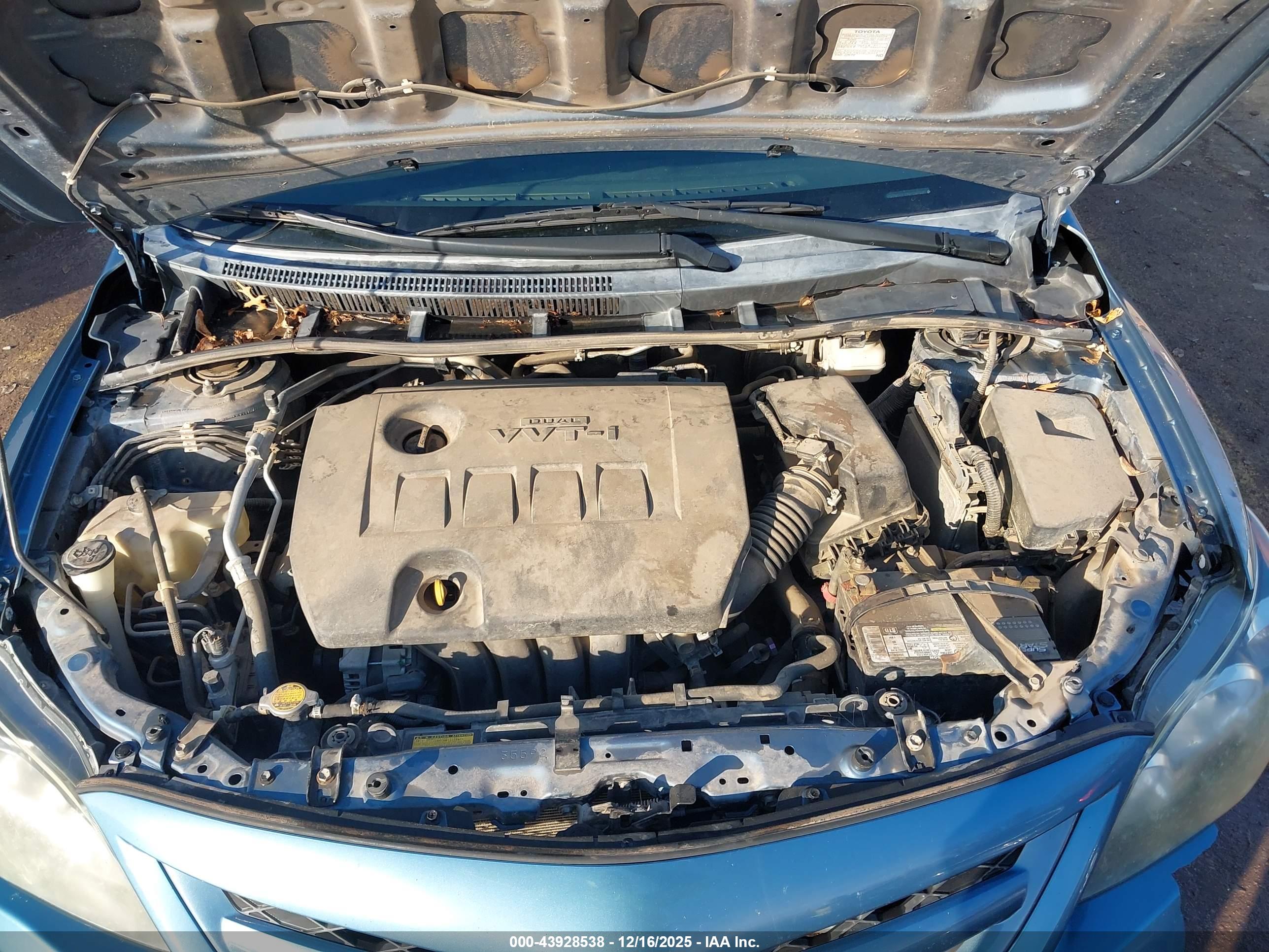 TOYOTA COROLLA image 10