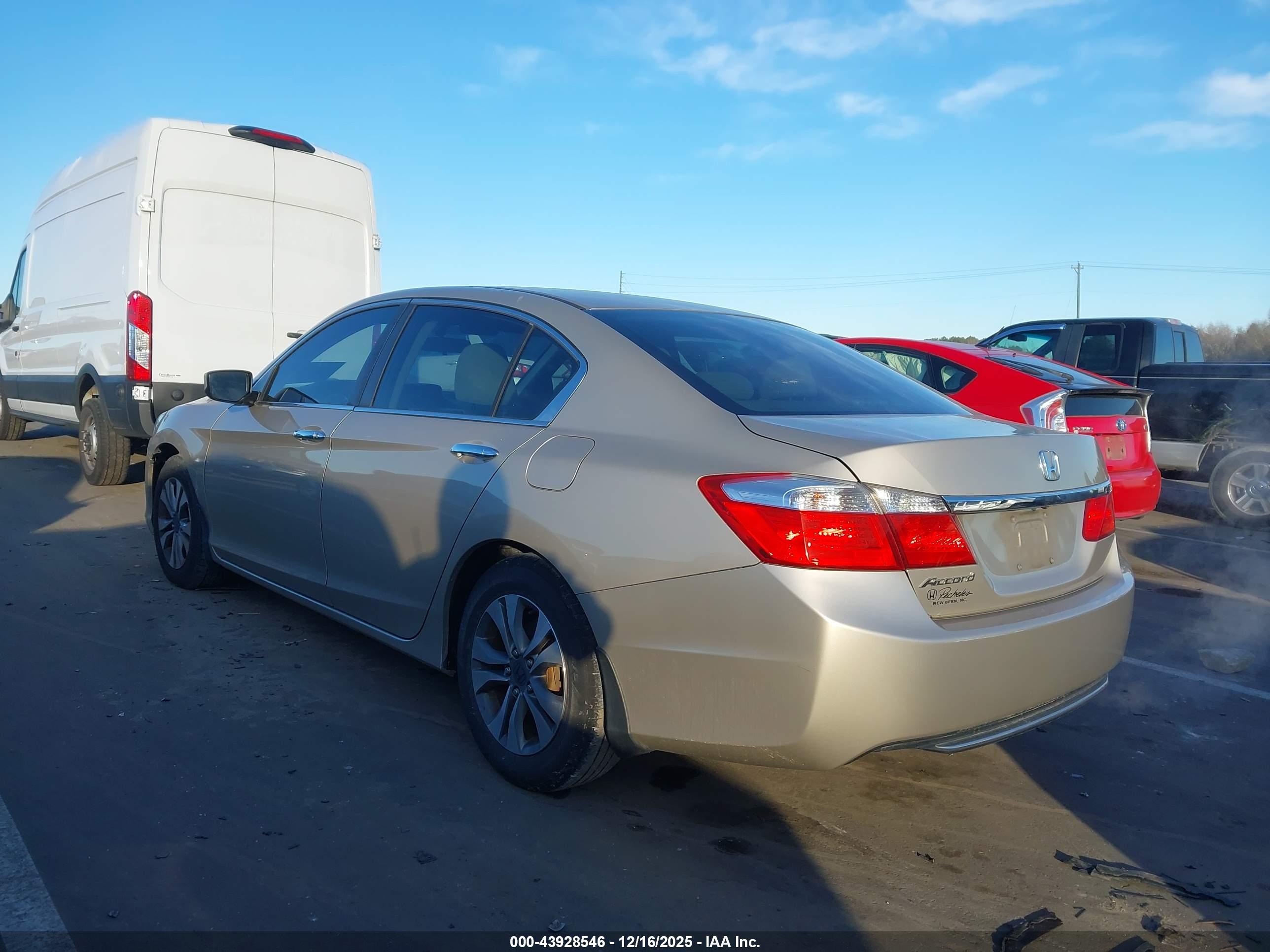 HONDA ACCORD image 3