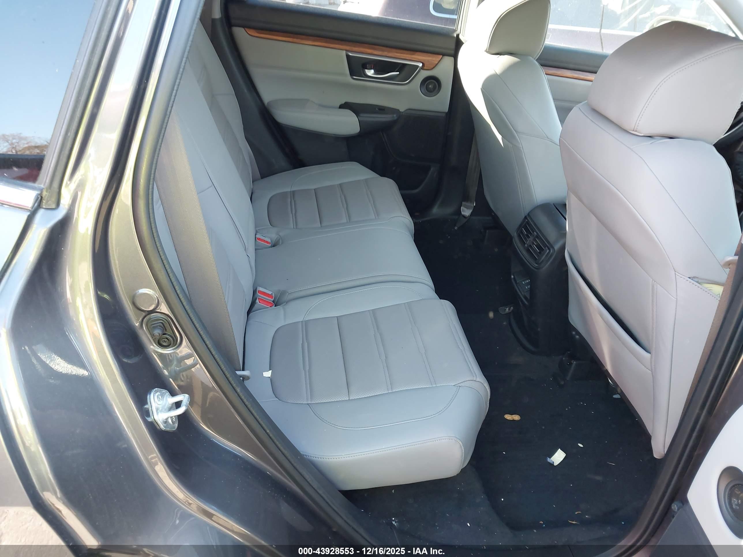 HONDA CR-V image 8