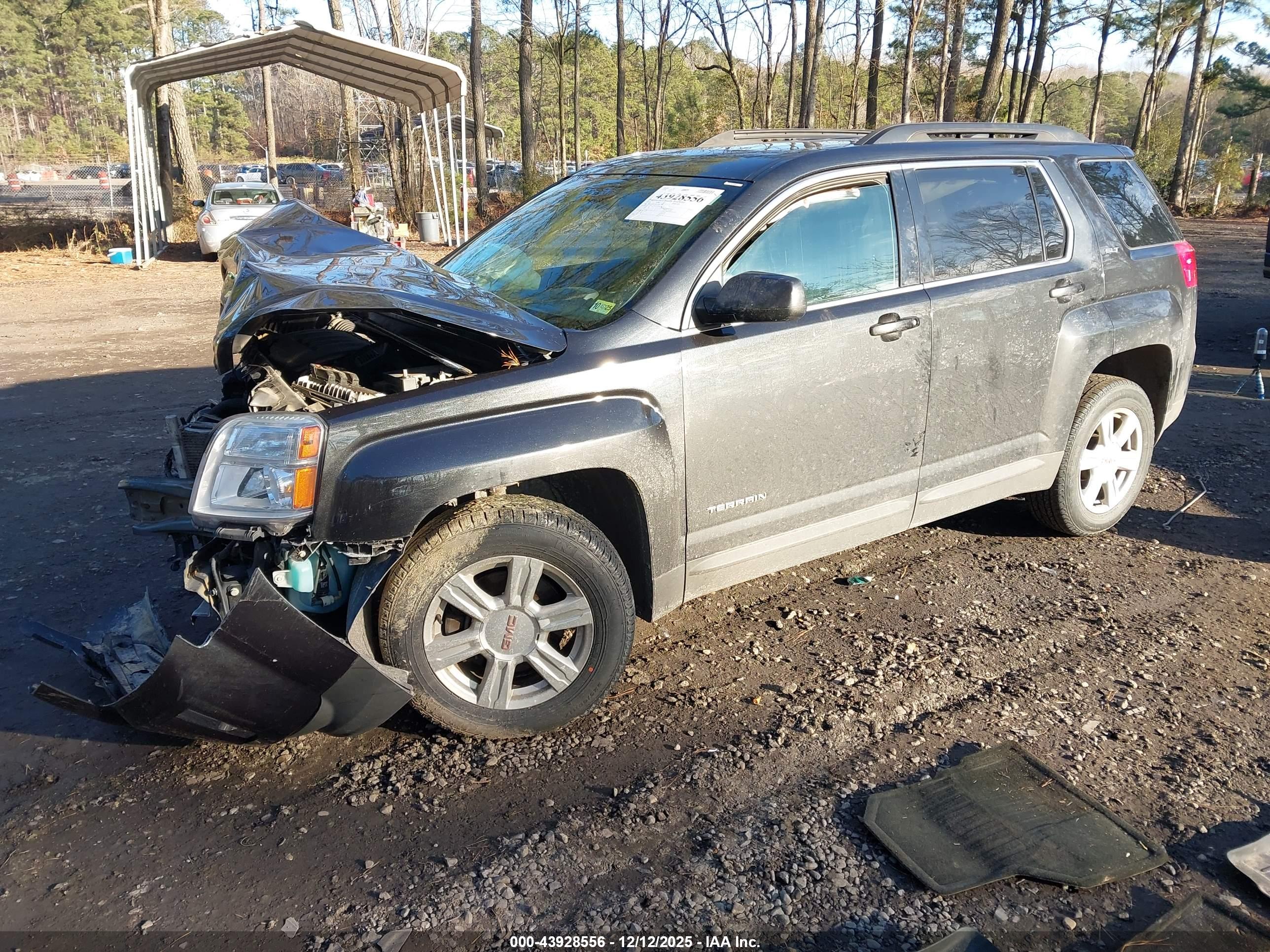 GMC TERRAIN image 2