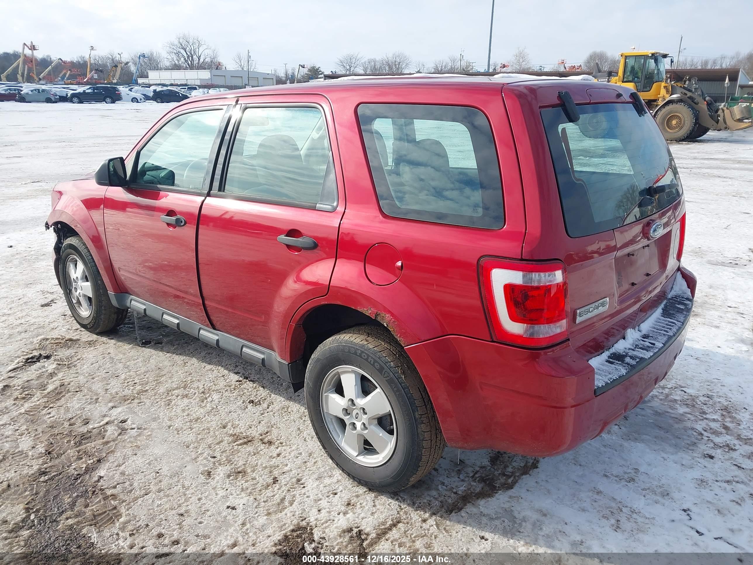 FORD ESCAPE image 3