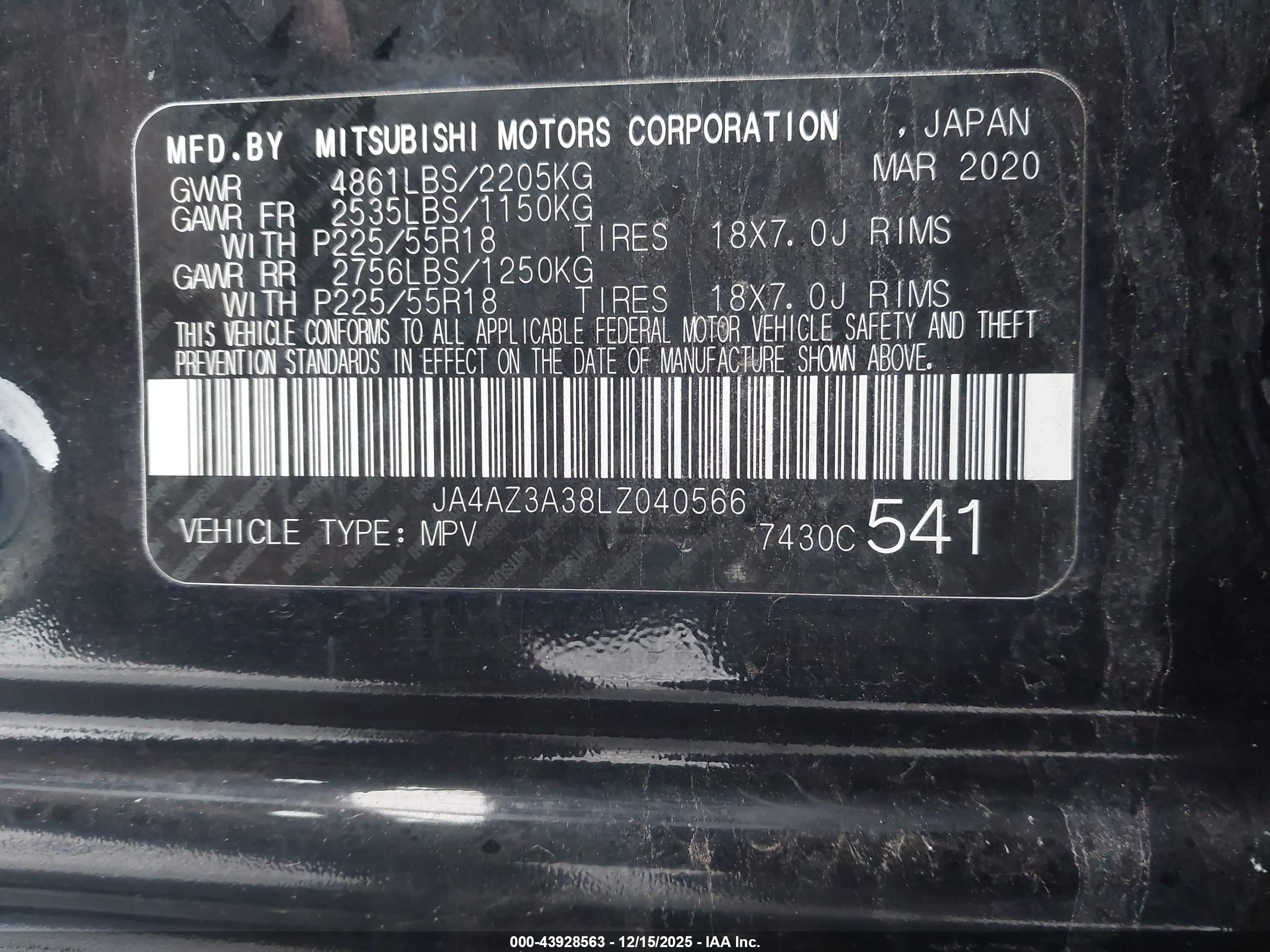 MITSUBISHI OUTLANDER image 9