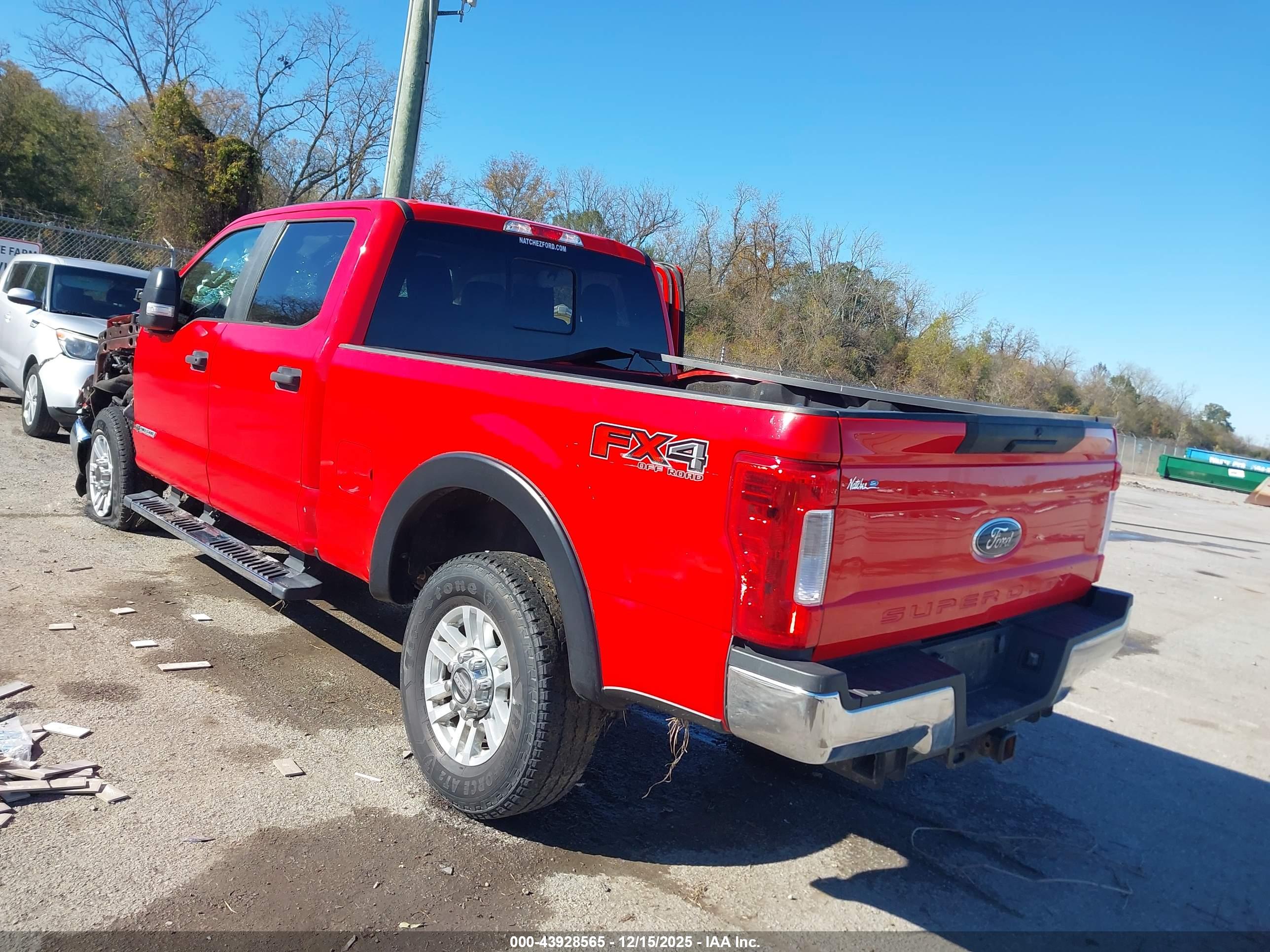FORD F-250 image 3