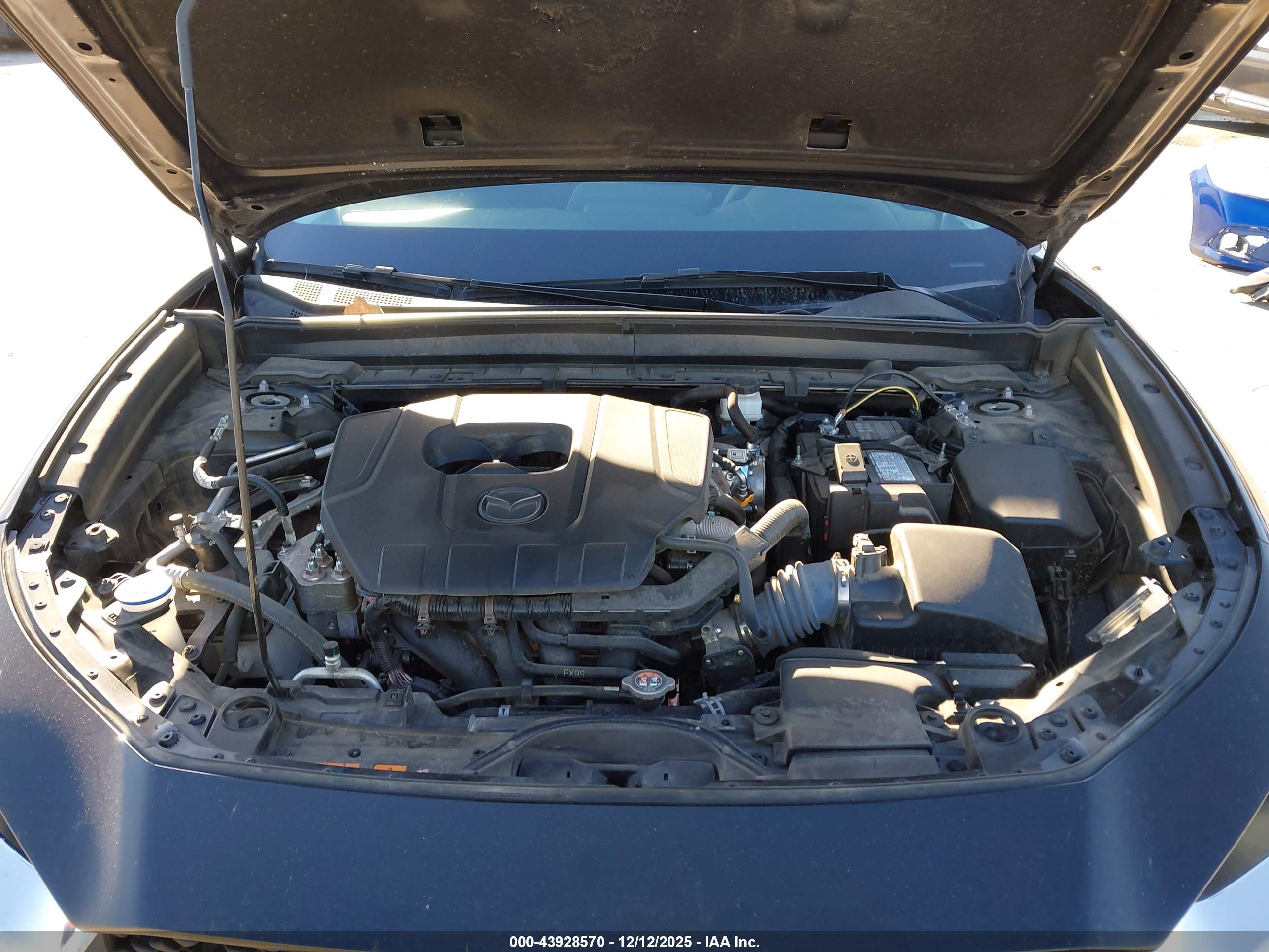 MAZDA CX-30 image 10