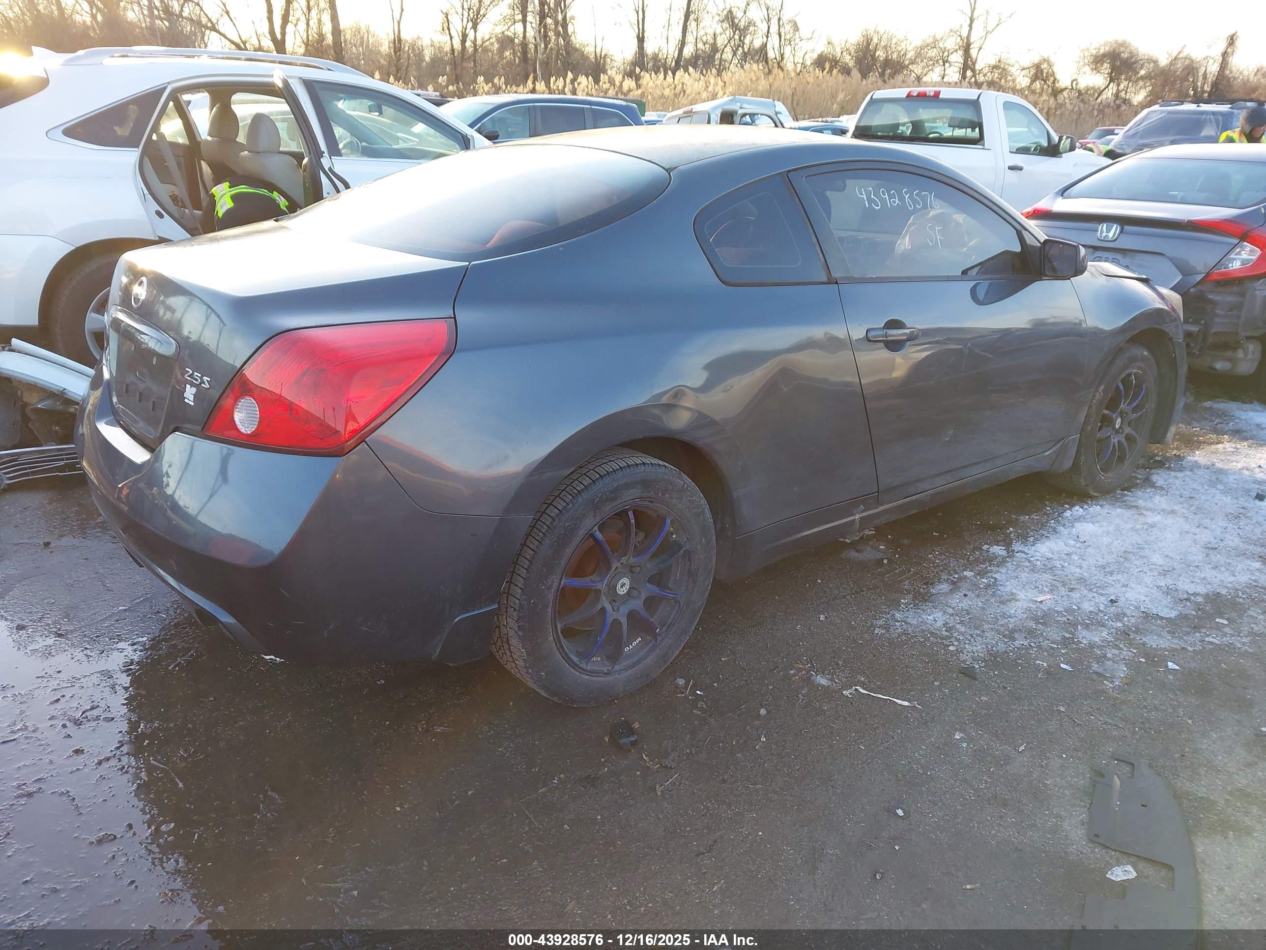 NISSAN ALTIMA image 4