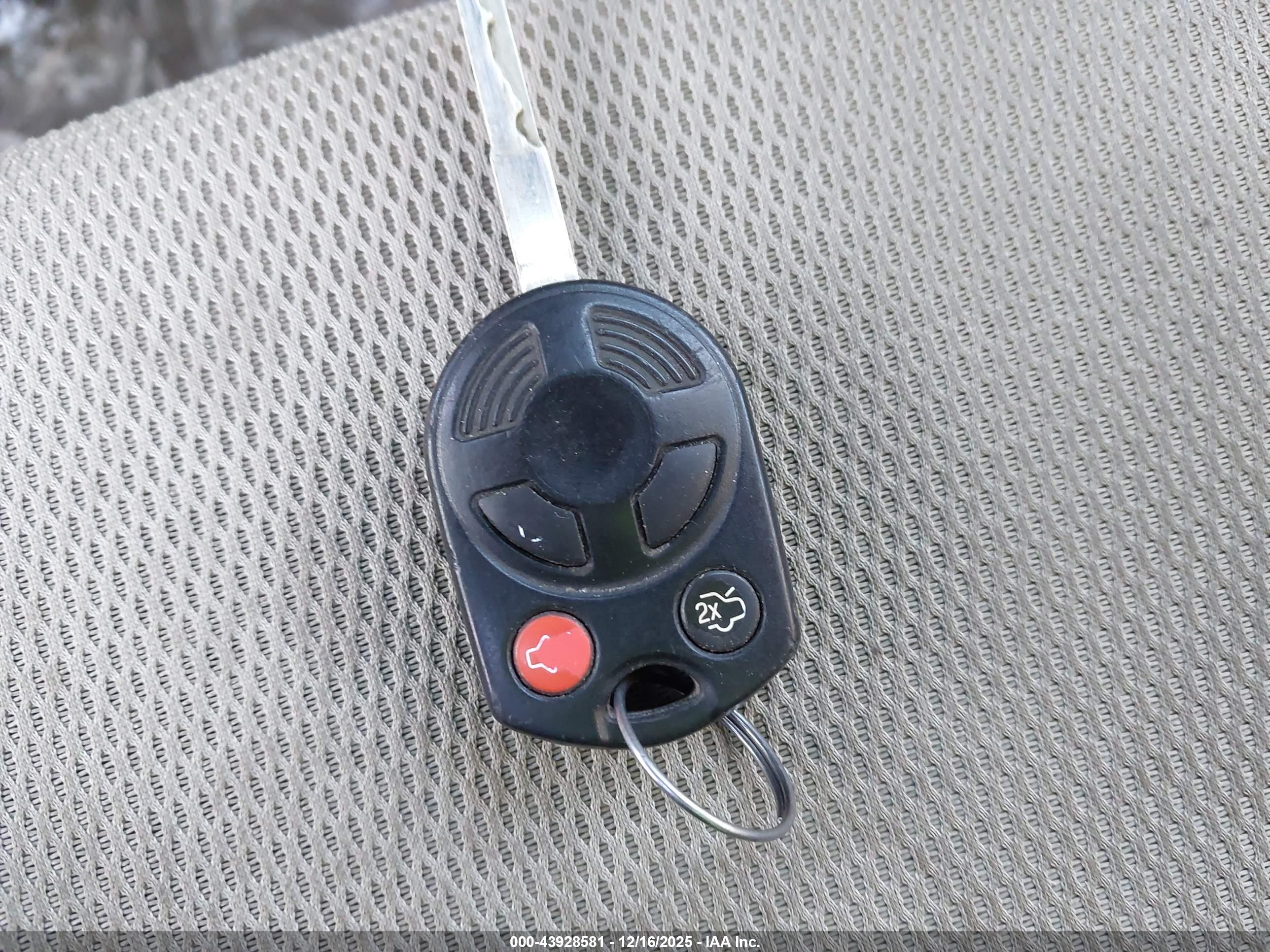 FORD FOCUS image 11