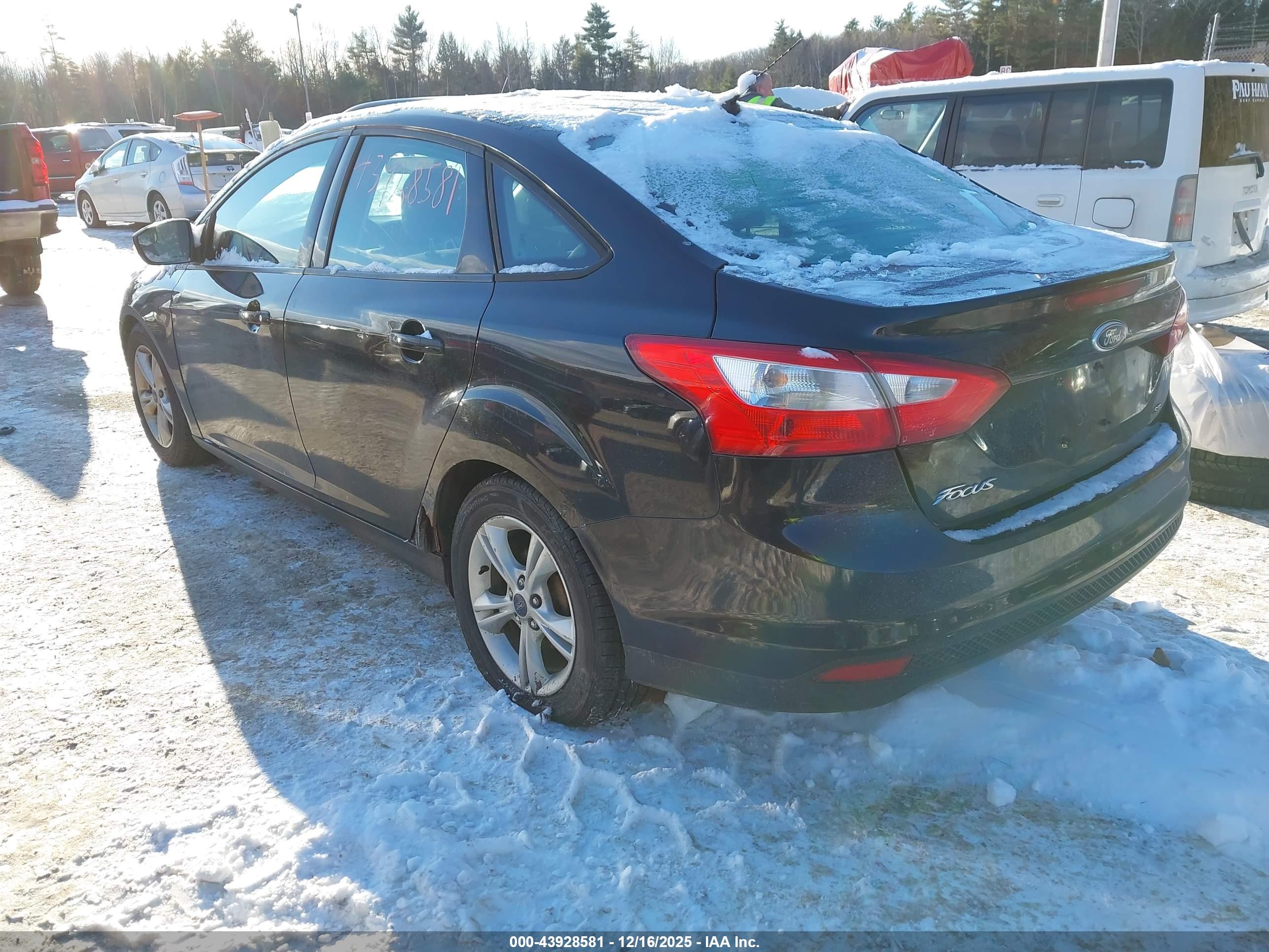 FORD FOCUS image 3