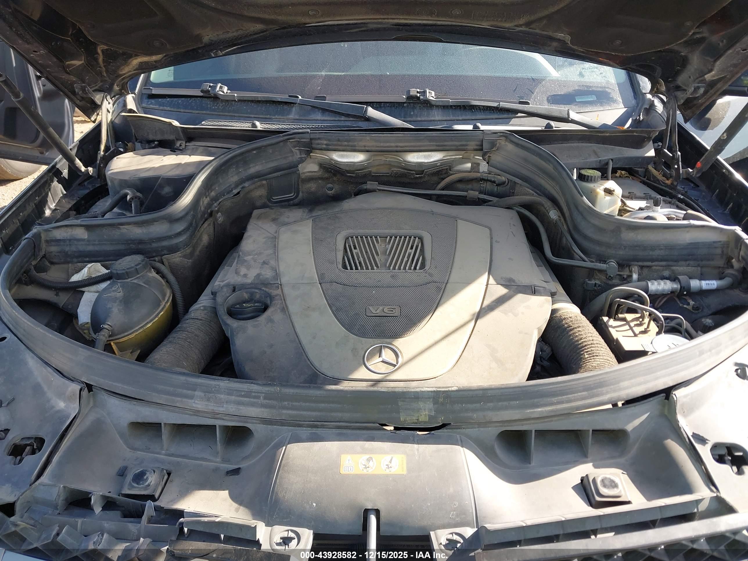 MERCEDES-BENZ GLK image 10