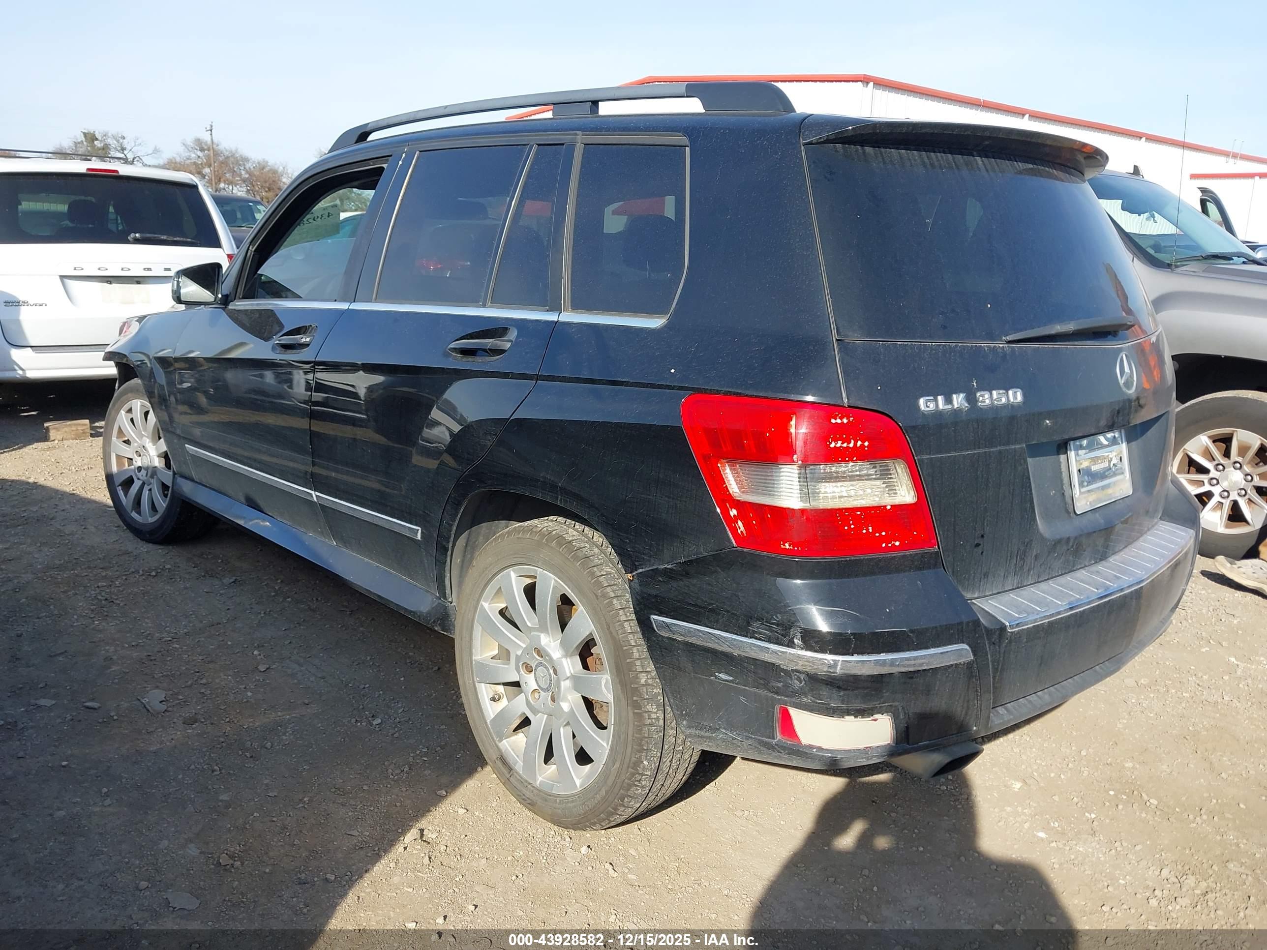 MERCEDES-BENZ GLK image 3