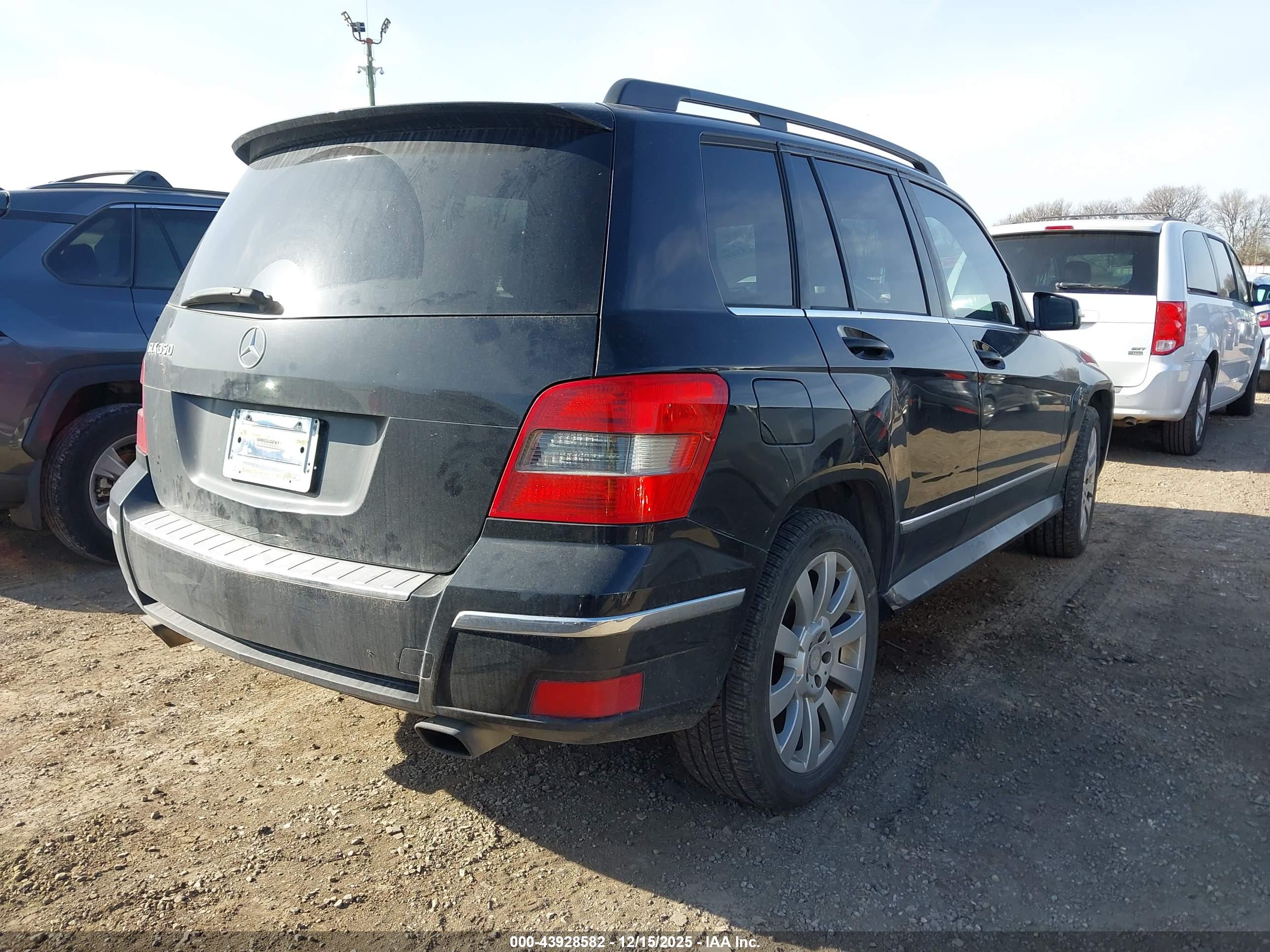 MERCEDES-BENZ GLK image 4
