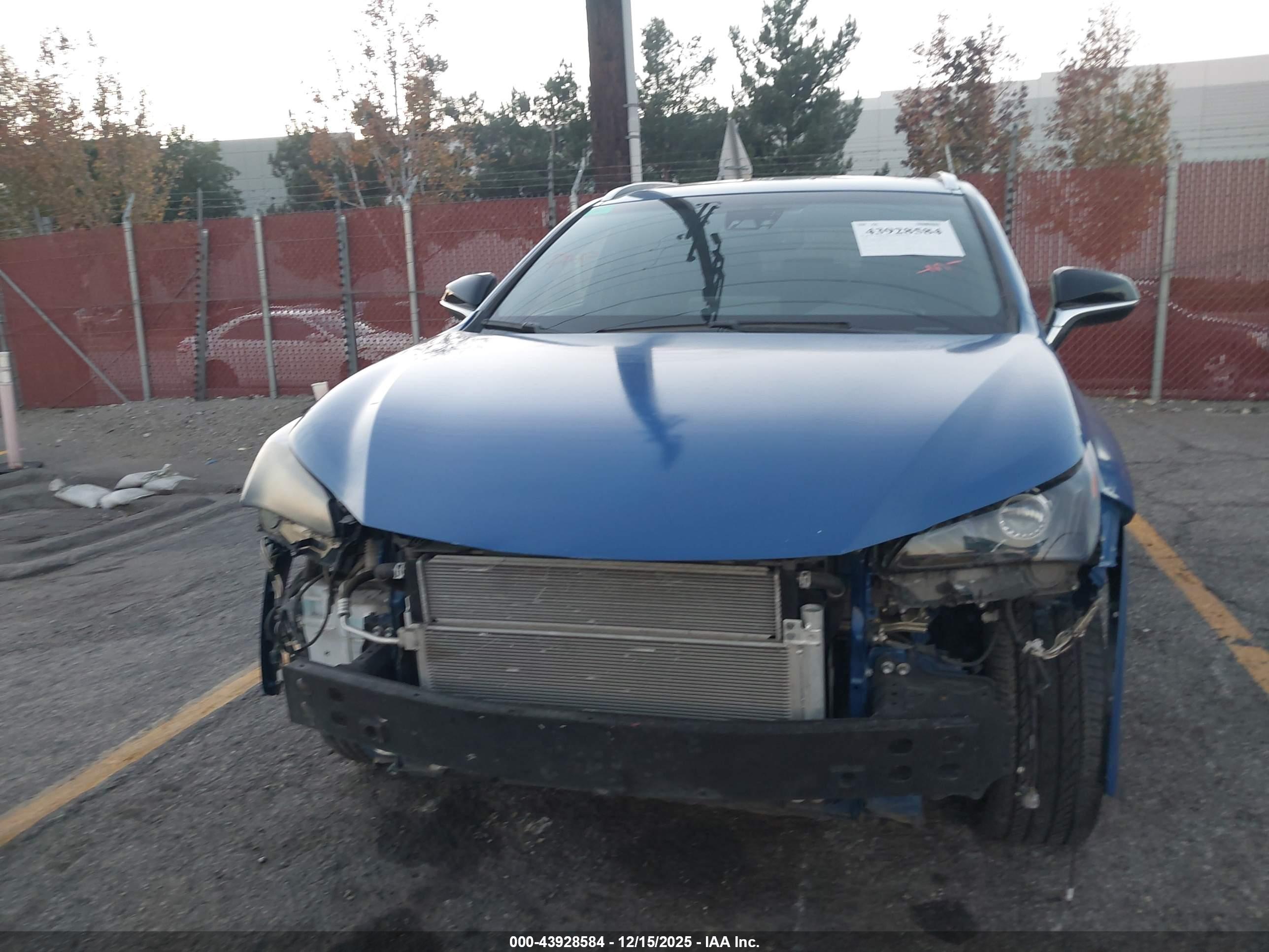 LEXUS NX image 6