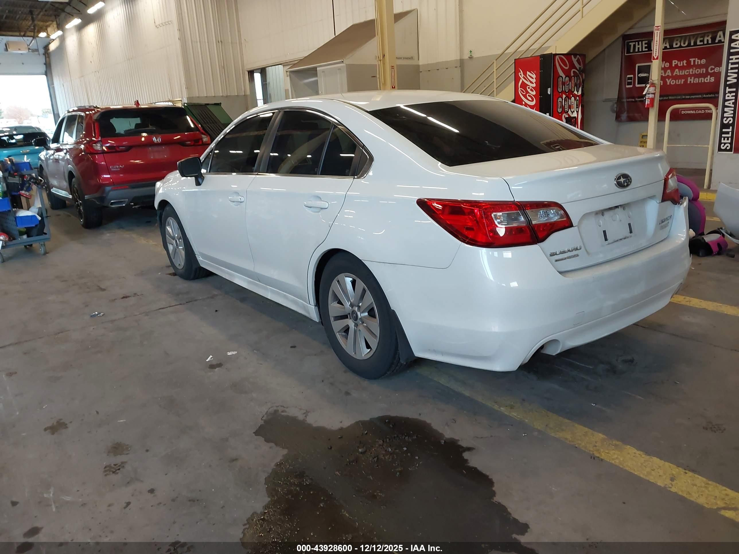 SUBARU LEGACY image 3