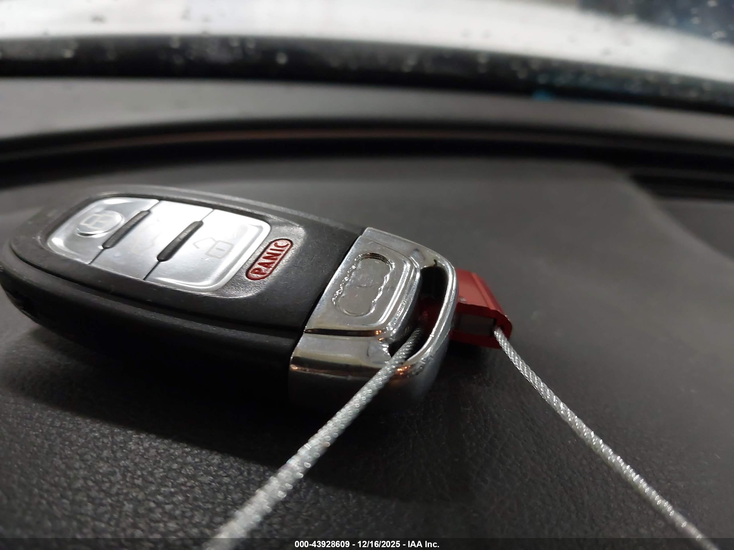 AUDI A6 image 11