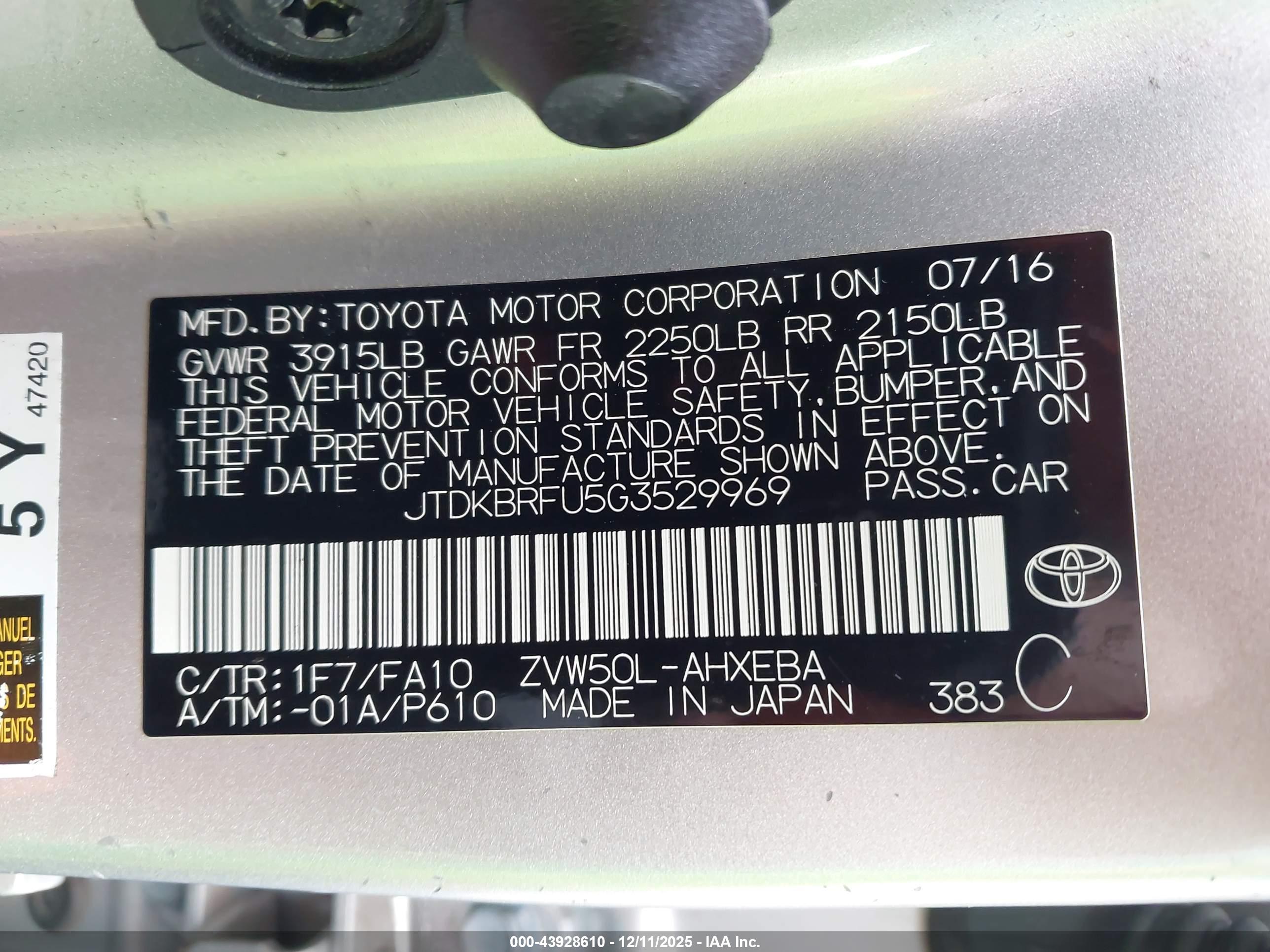 TOYOTA PRIUS image 9