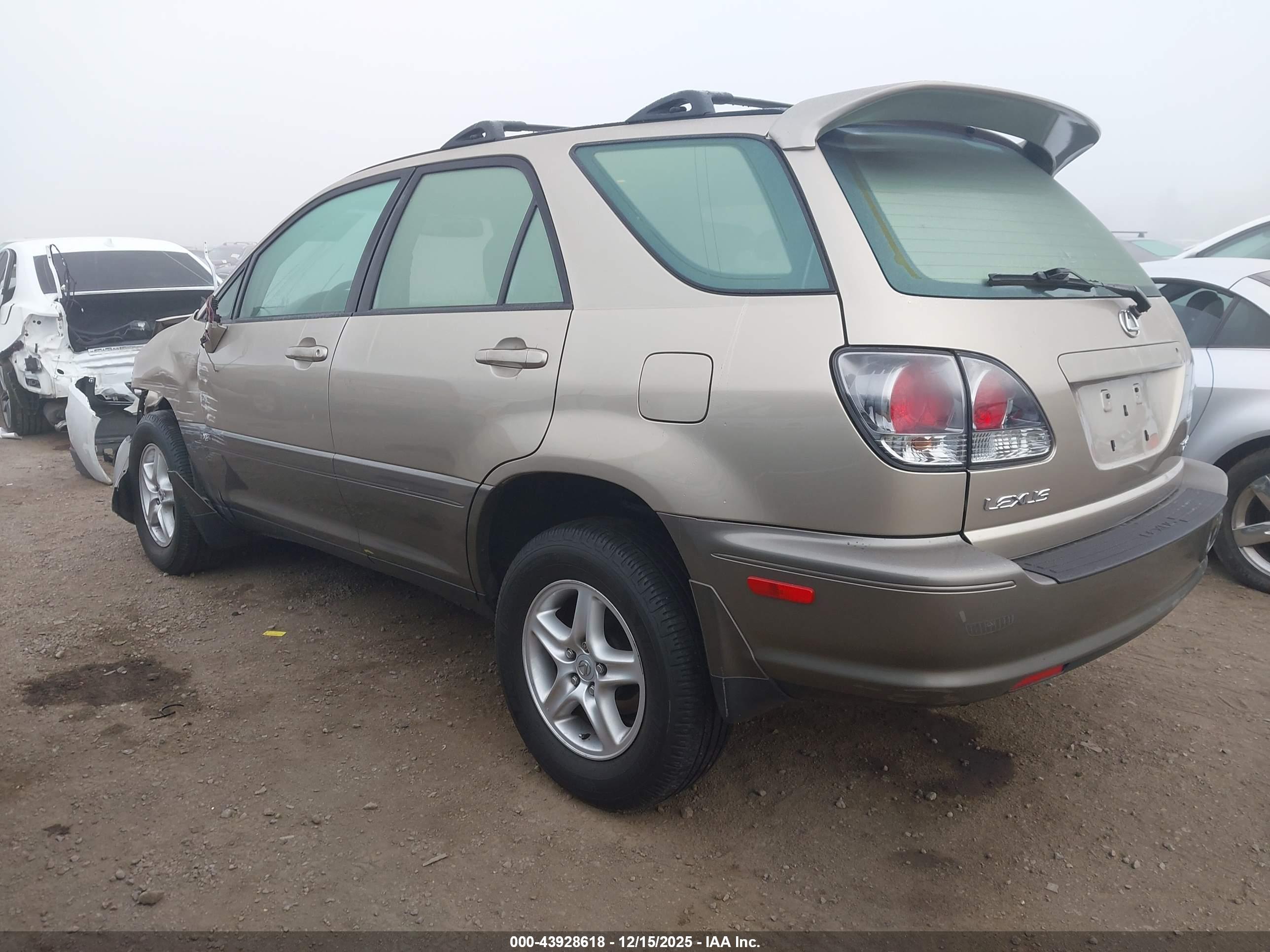 LEXUS RX image 3