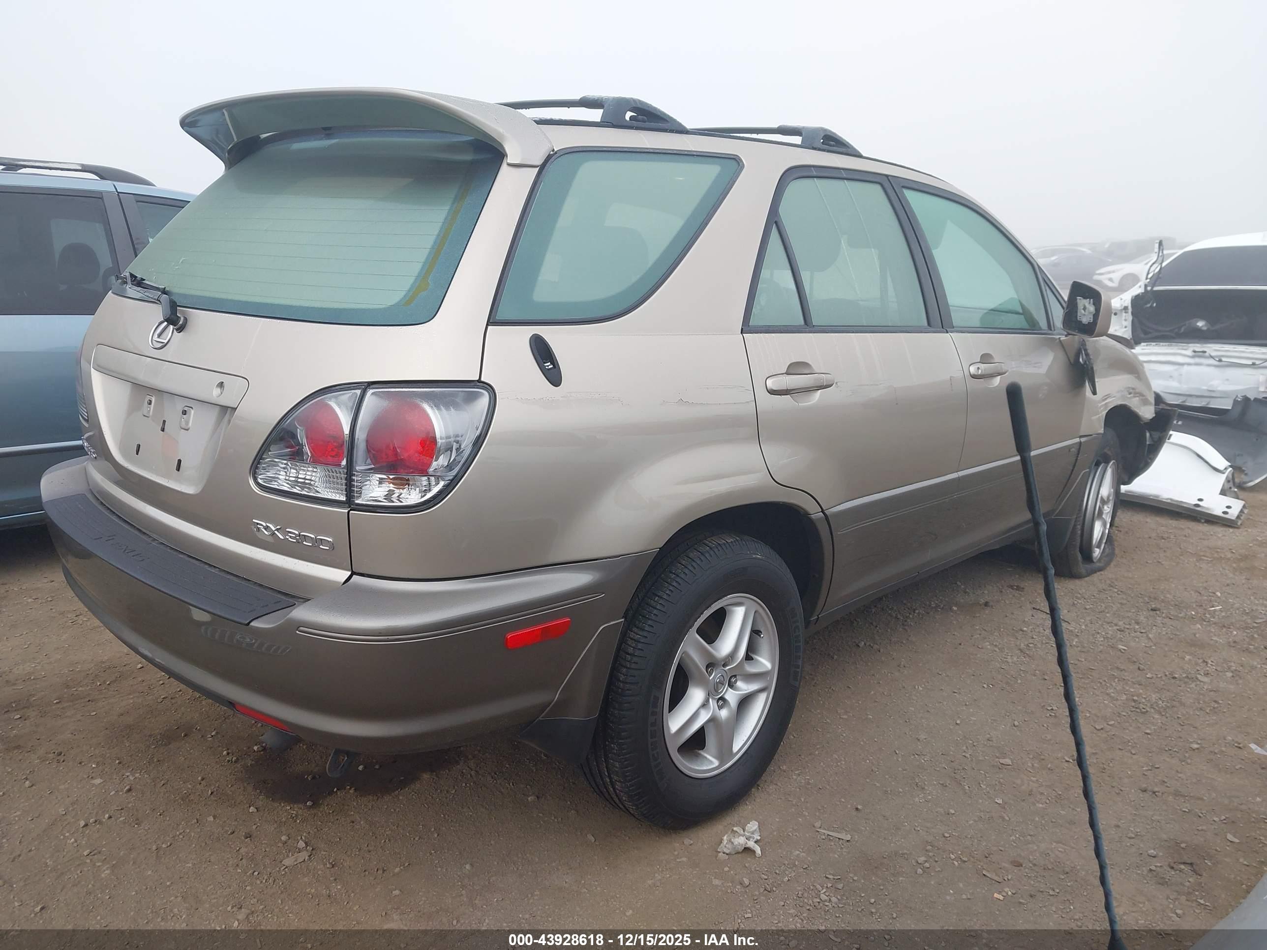 LEXUS RX image 4
