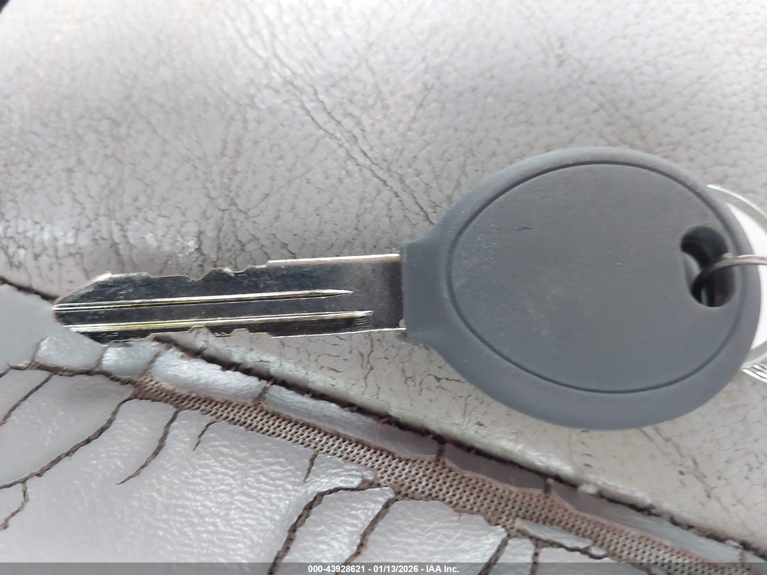 CHRYSLER 300 image 11