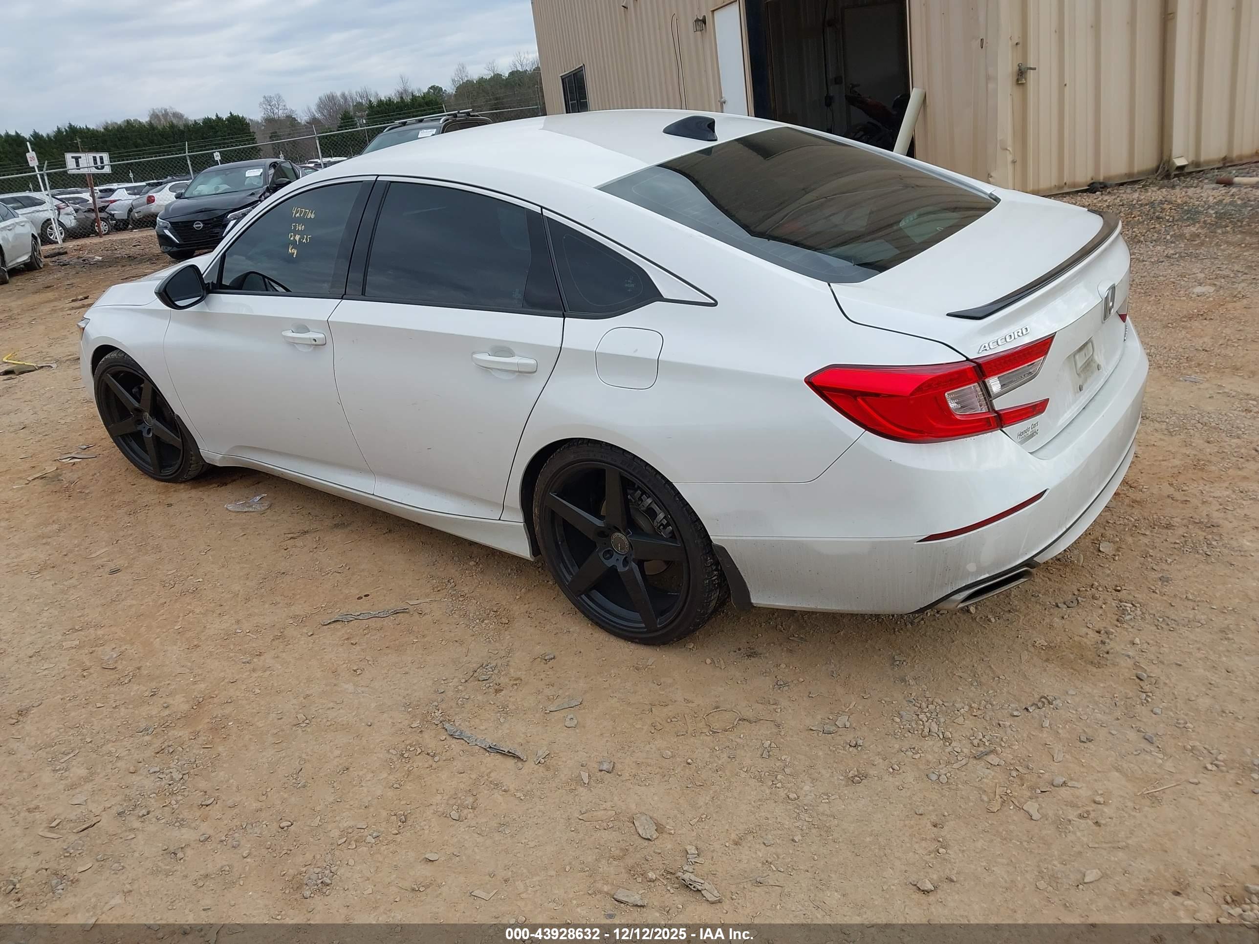 HONDA ACCORD image 3