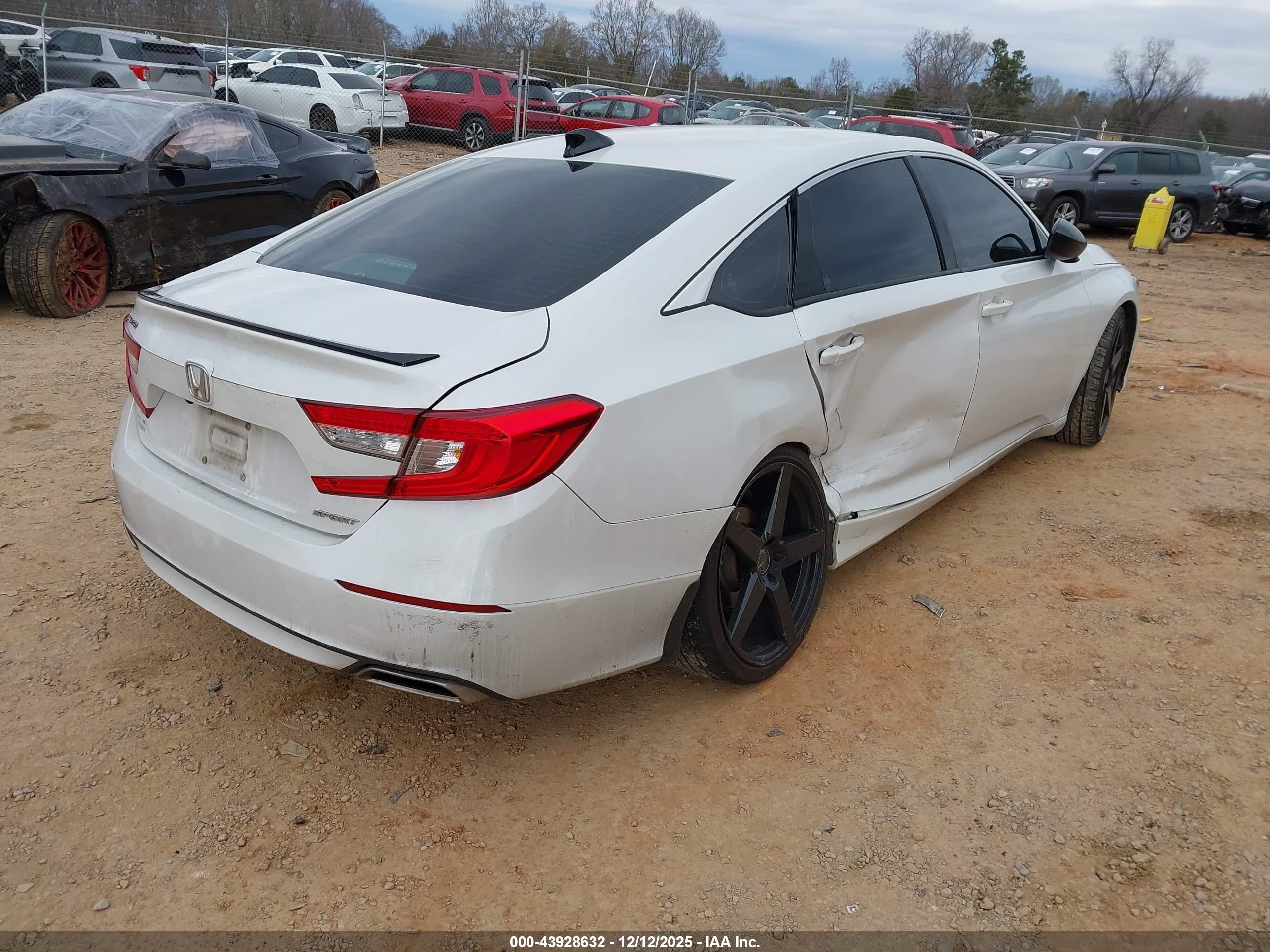 HONDA ACCORD image 4