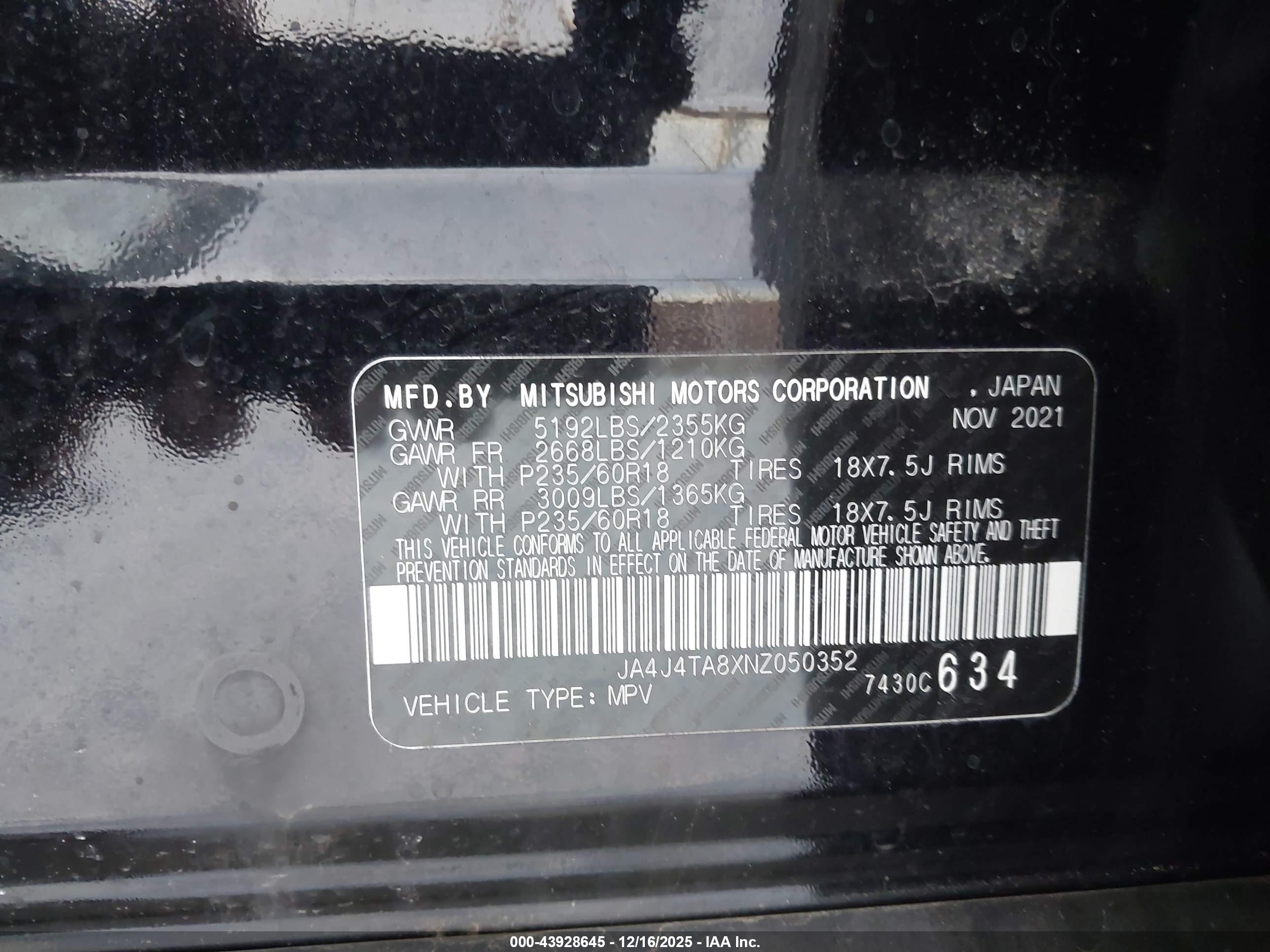 MITSUBISHI OUTLANDER image 9
