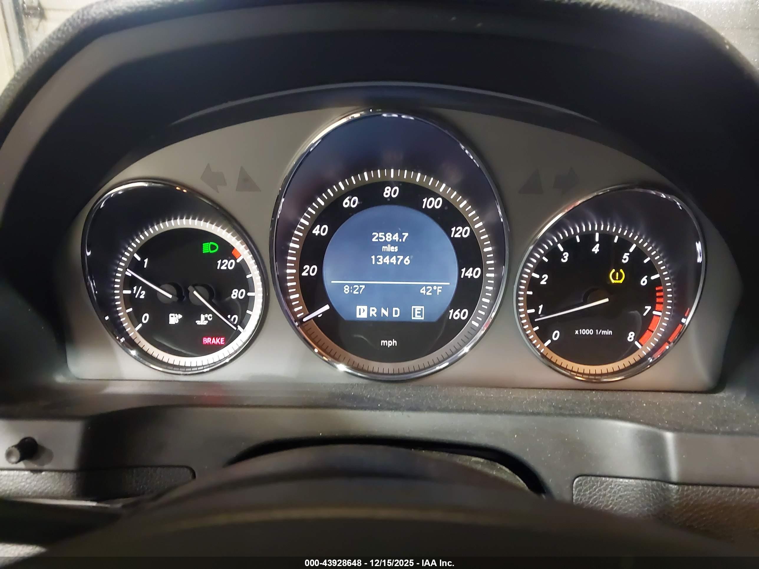 MERCEDES-BENZ C image 7
