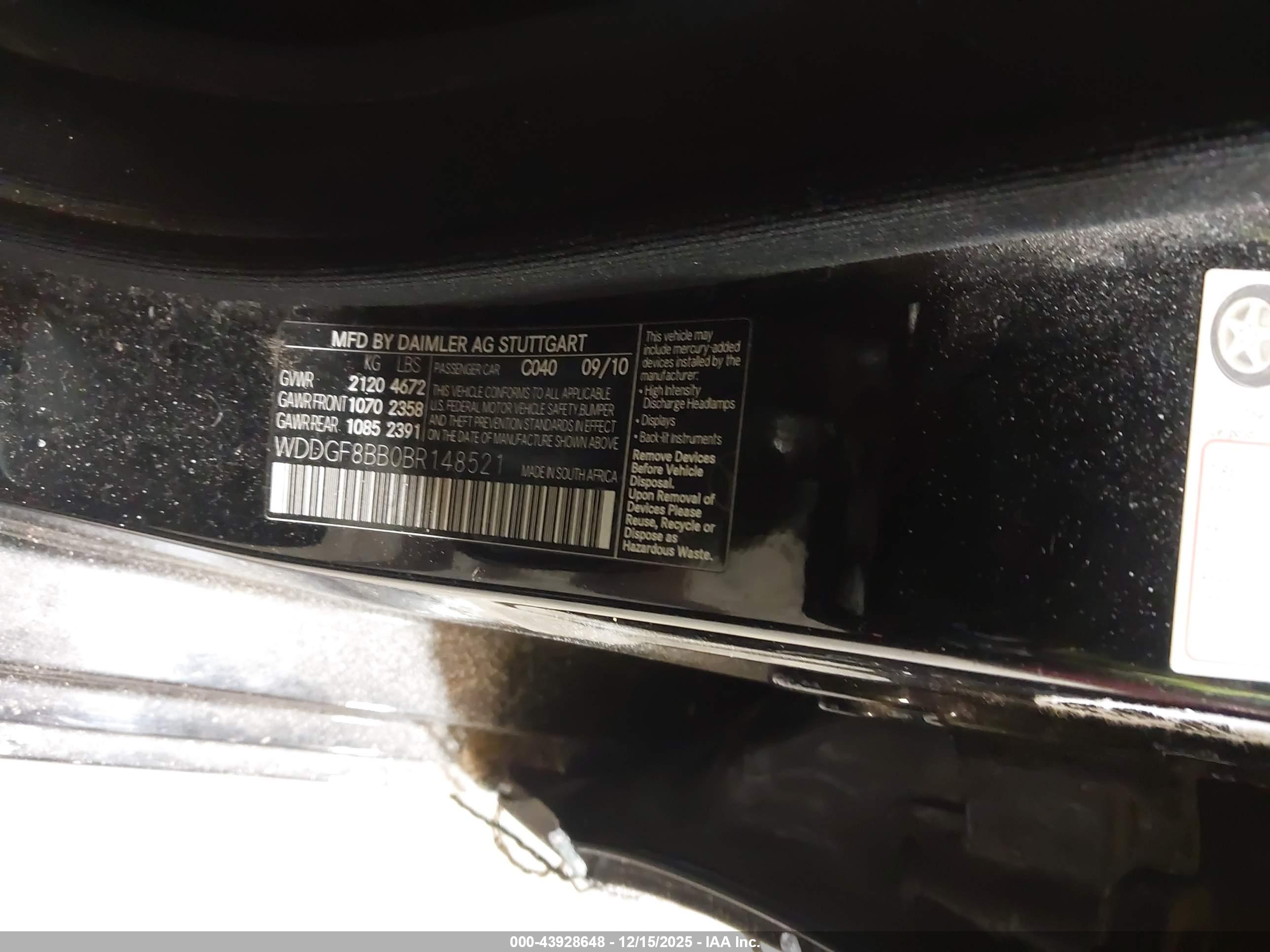 MERCEDES-BENZ C image 9