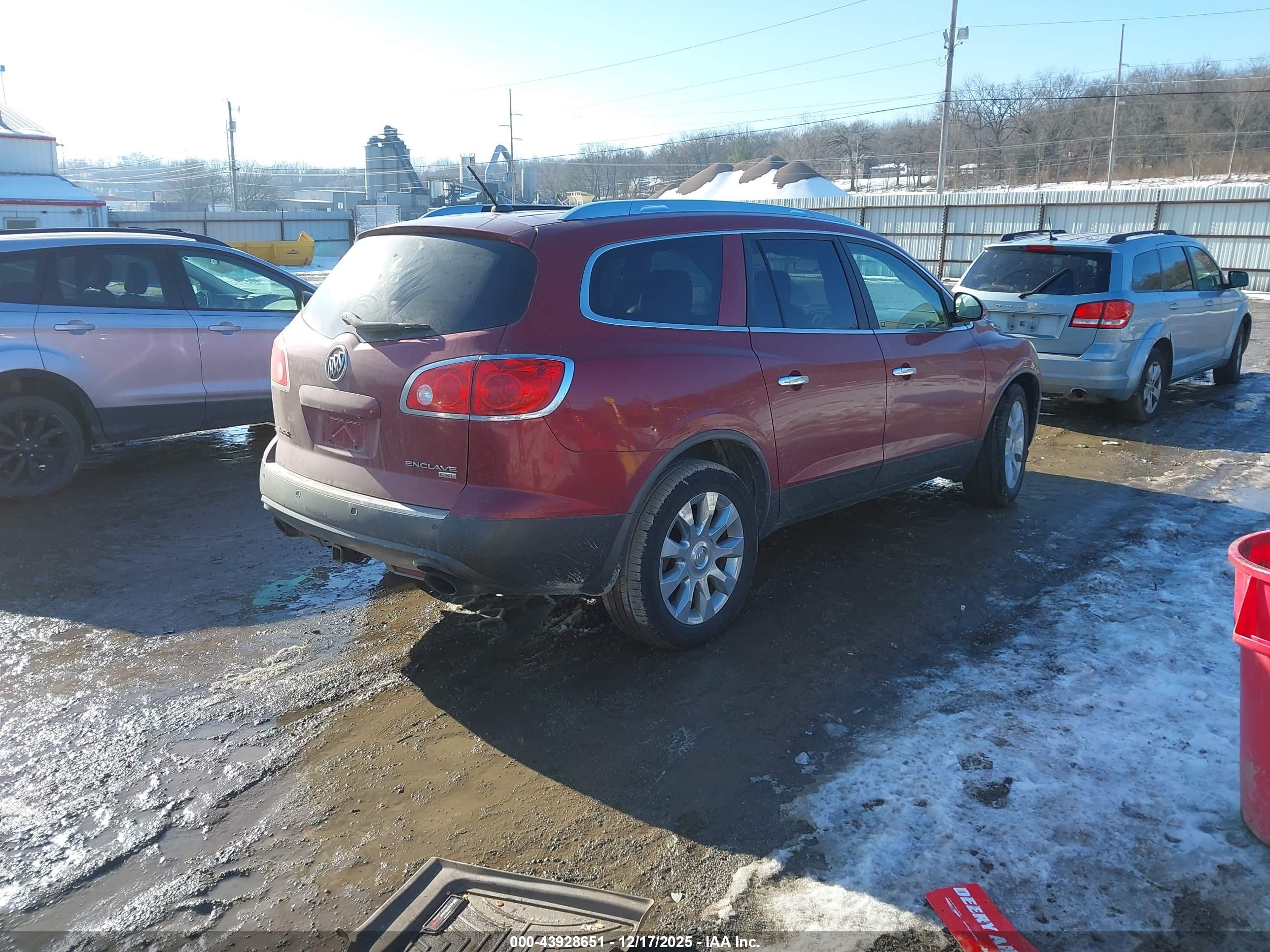 BUICK ENCLAVE image 4