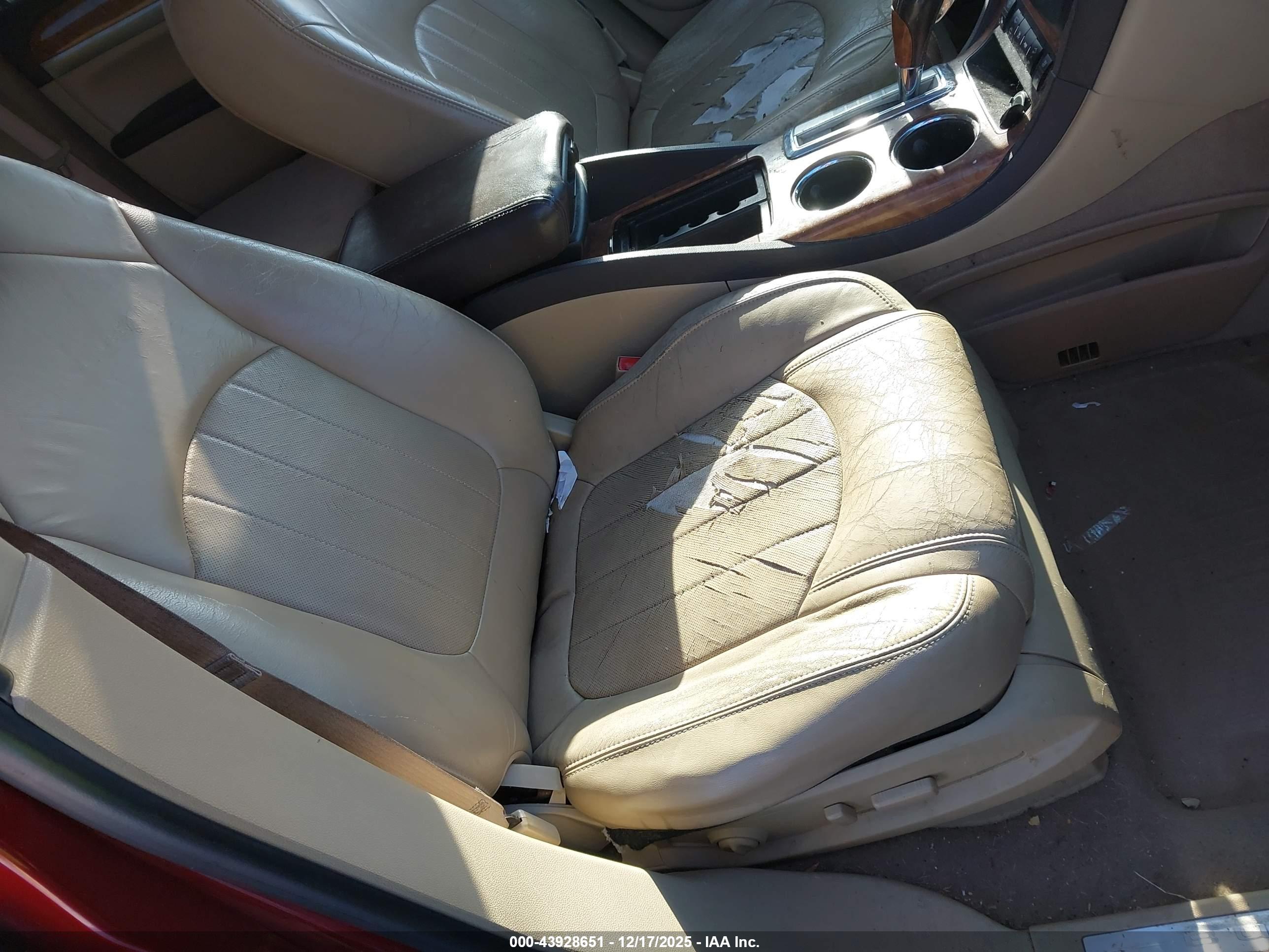 BUICK ENCLAVE image 5