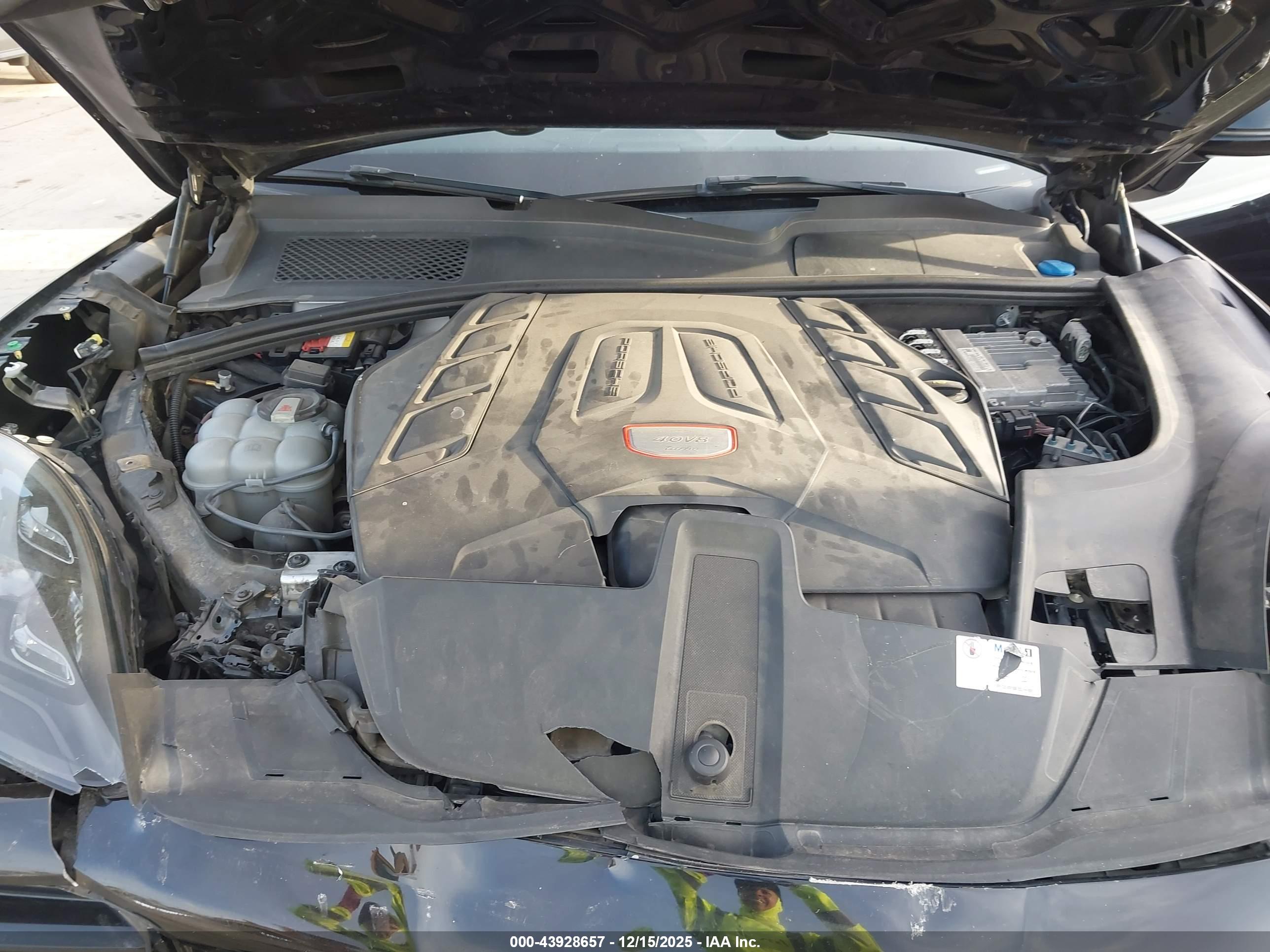PORSCHE CAYENNE image 10