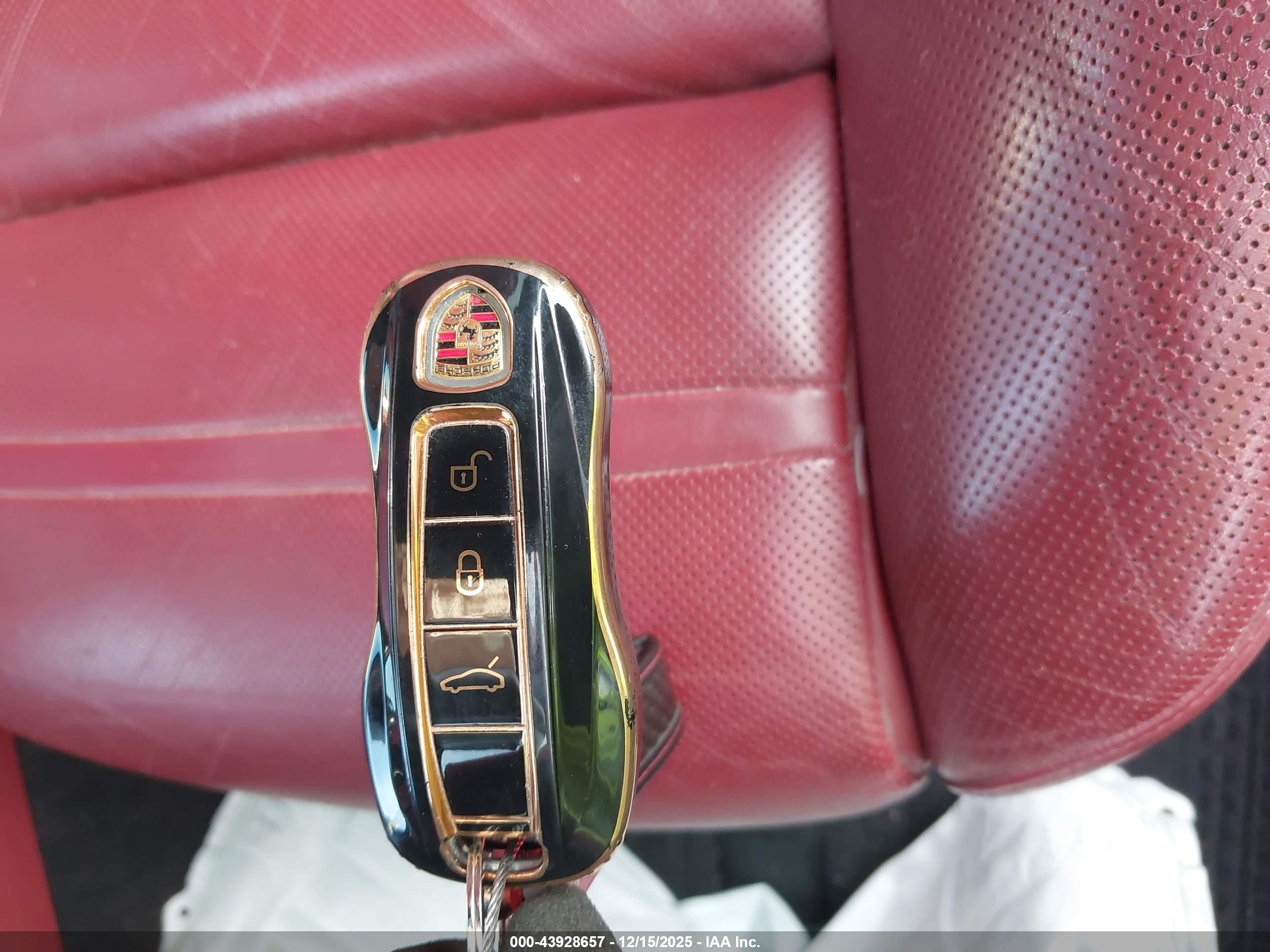 PORSCHE CAYENNE image 11