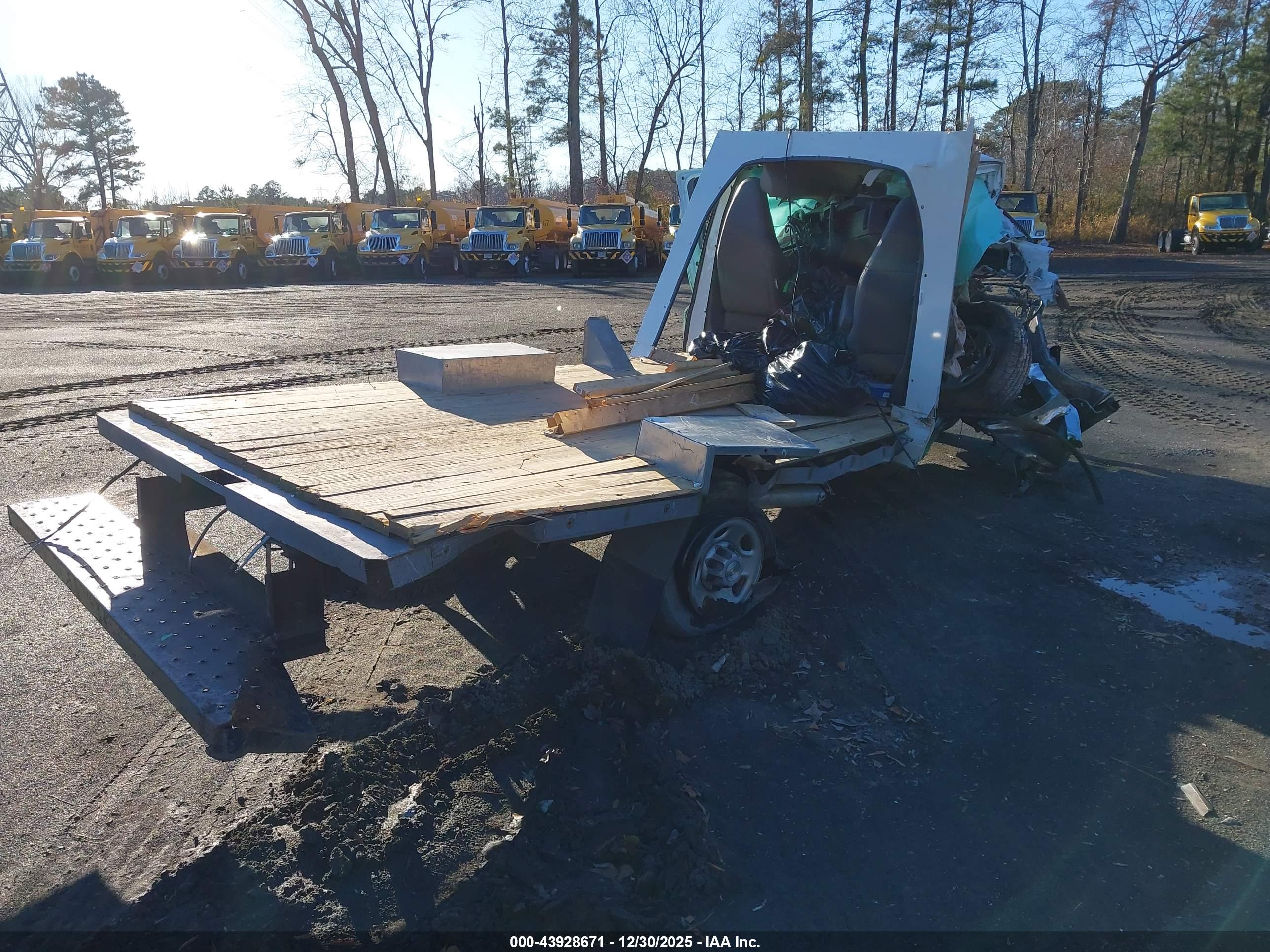 CHEVROLET EXPRESS image 4