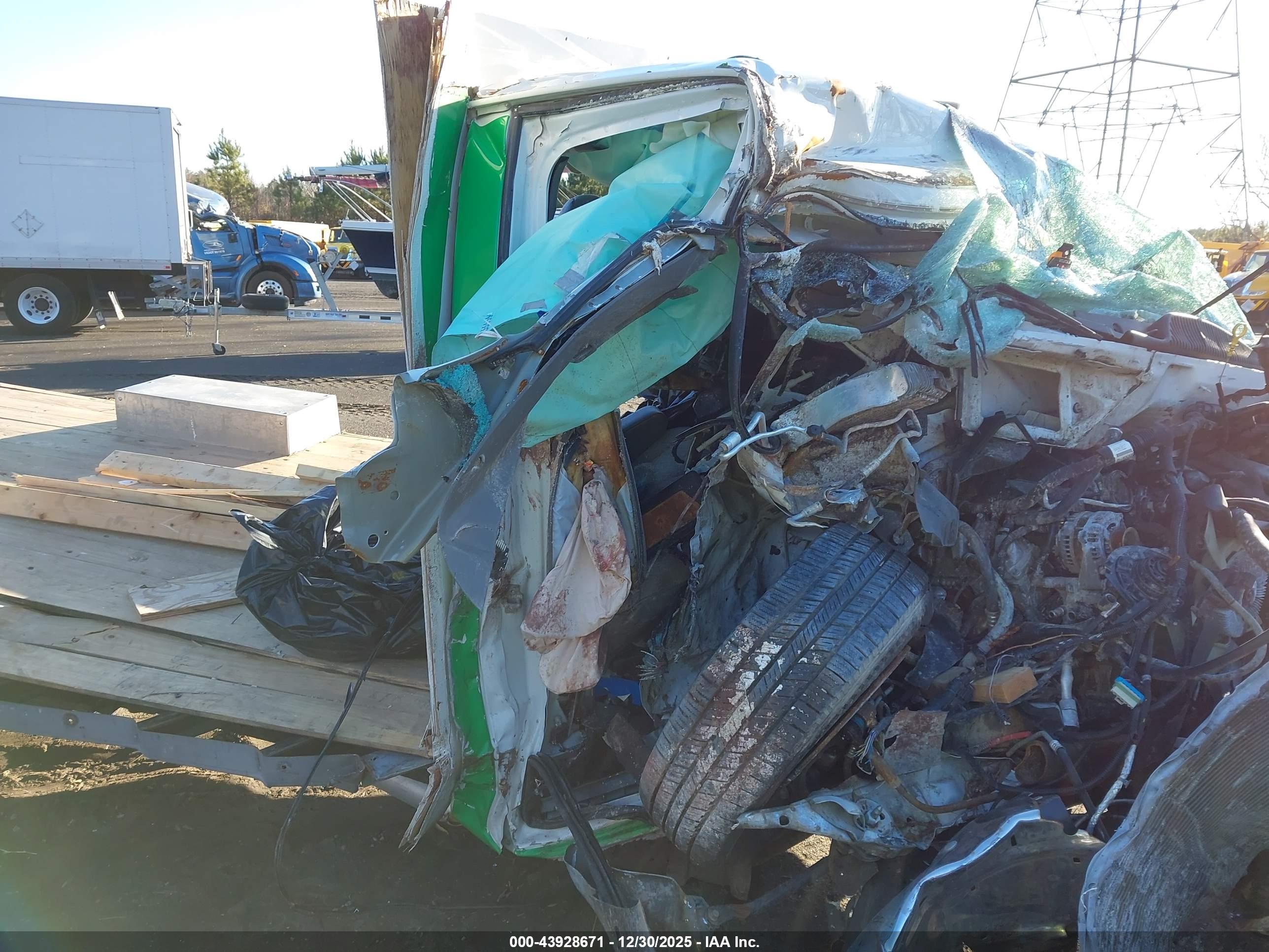 CHEVROLET EXPRESS image 8