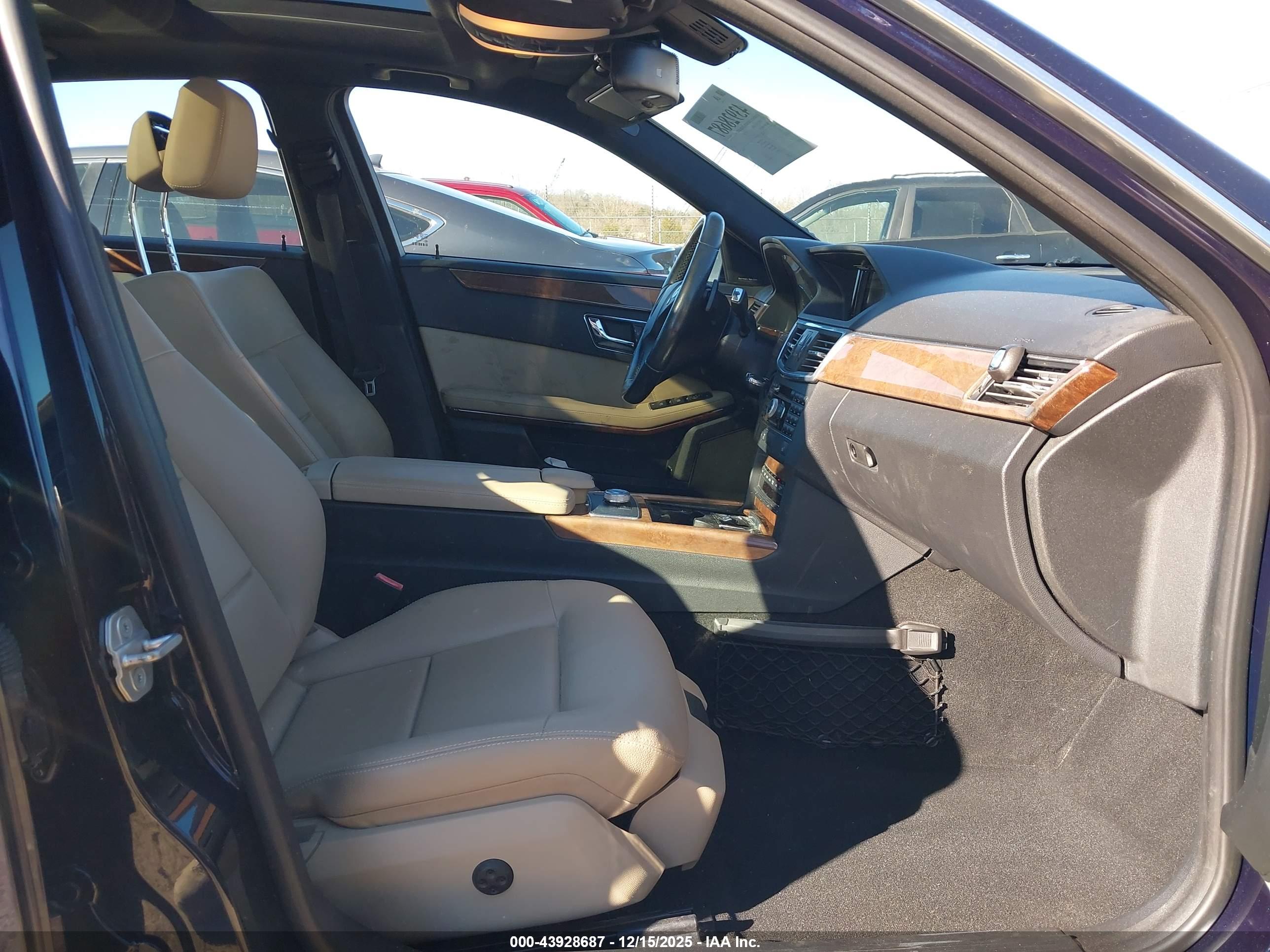 MERCEDES-BENZ E image 5