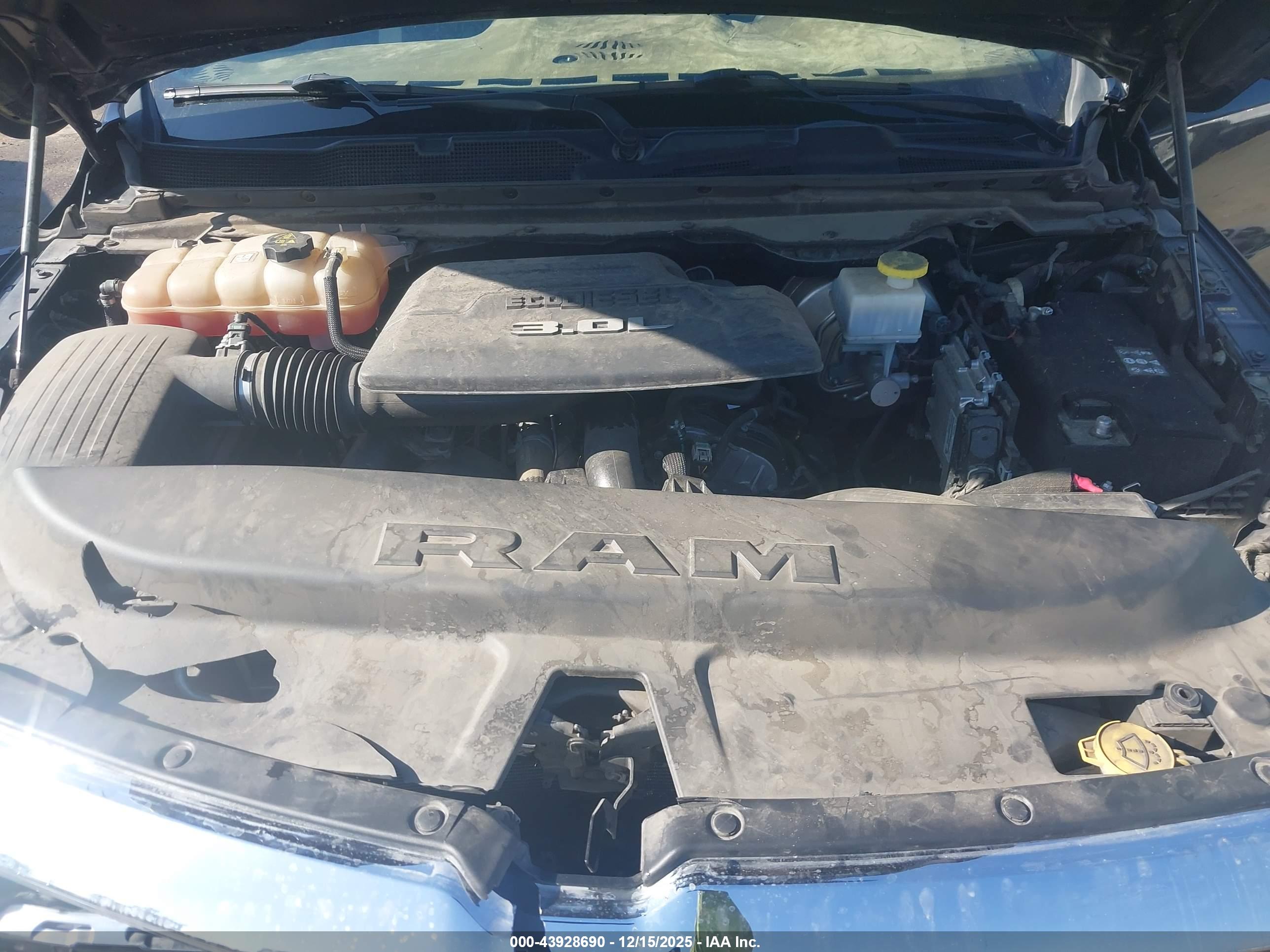RAM 1500 image 10