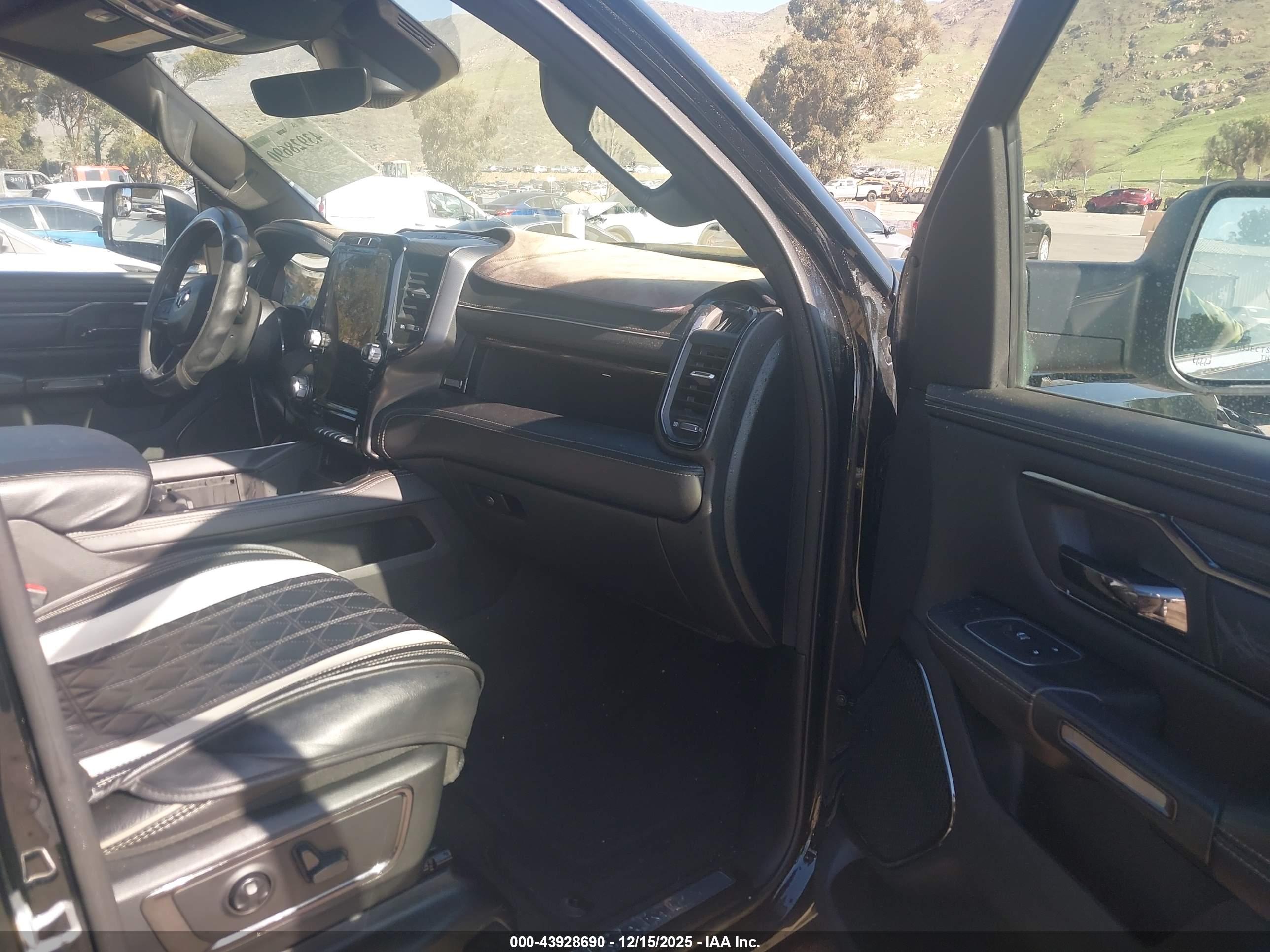 RAM 1500 image 5