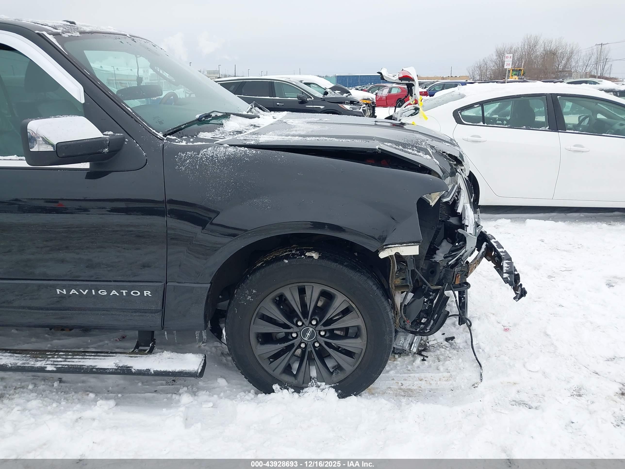LINCOLN NAVIGATOR image 6